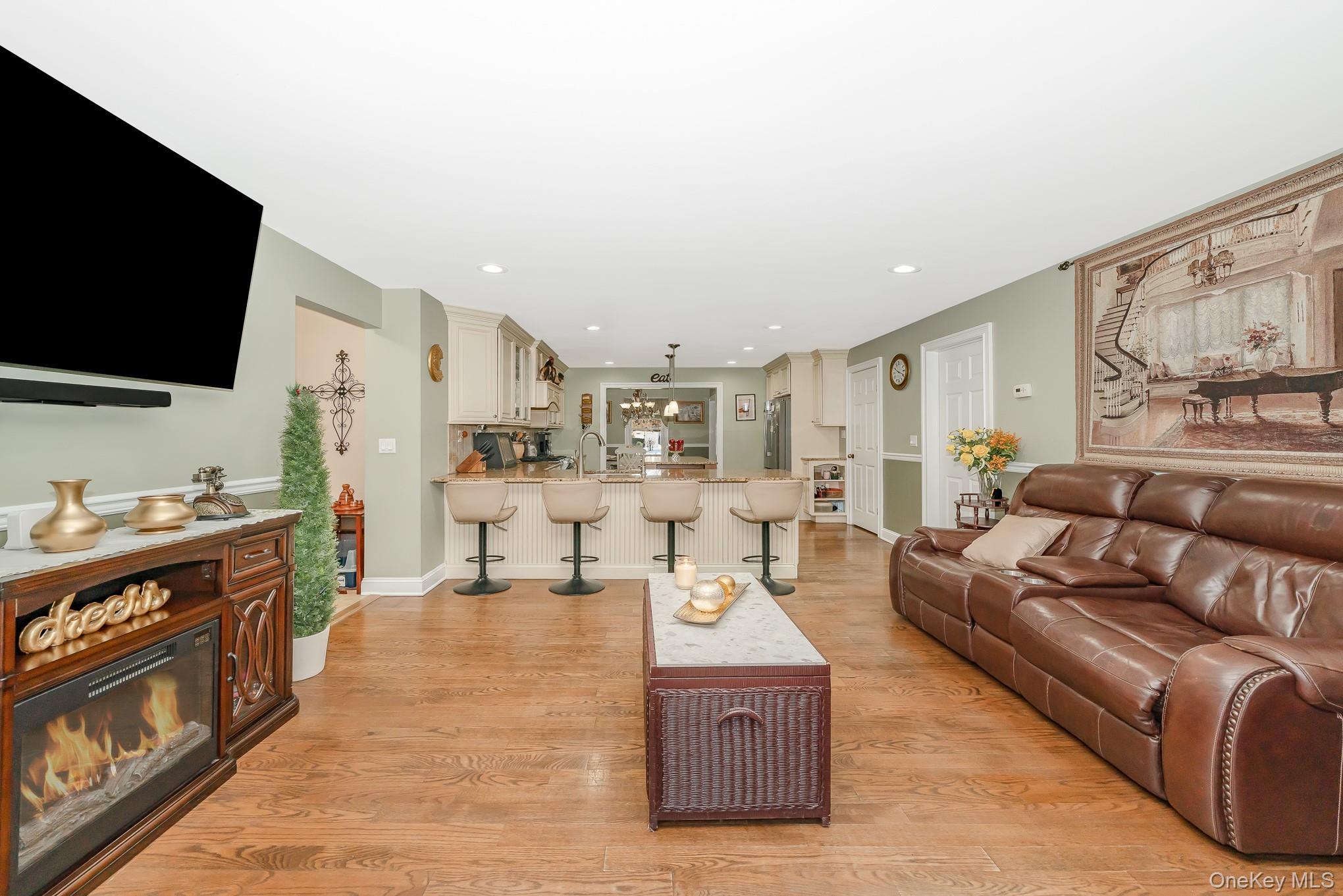 Single Family Old Mill  Nassau County, NY 11566, MLS-965205-3