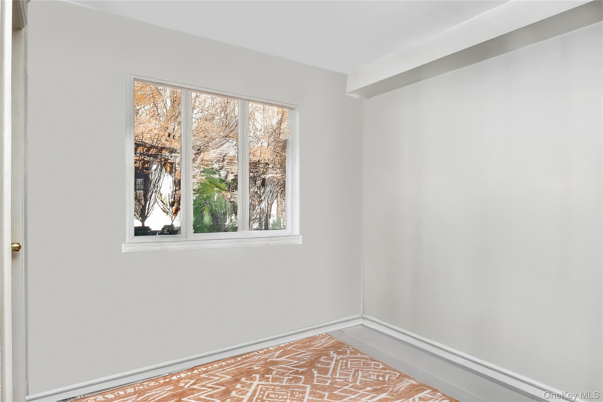 Single Family Welling  Queens, NY 11102, MLS-965207-21