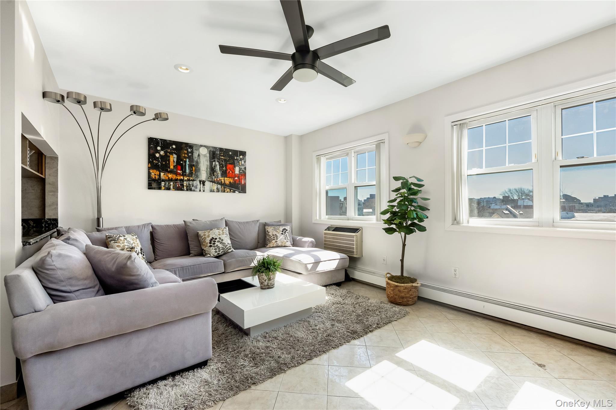 Single Family Welling  Queens, NY 11102, MLS-965207-4