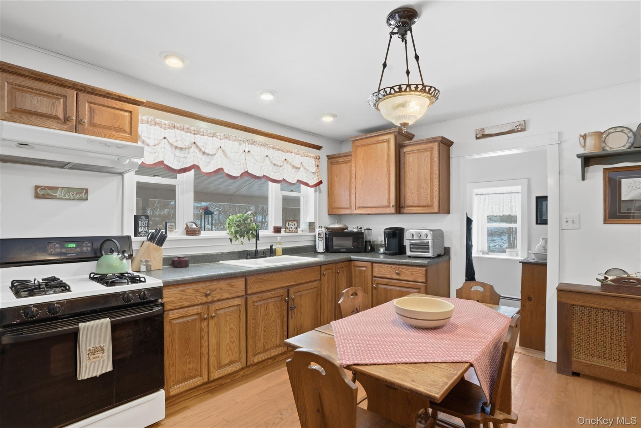 Single Family Elmhurst  Orange County, NY 12550, MLS-965222-22