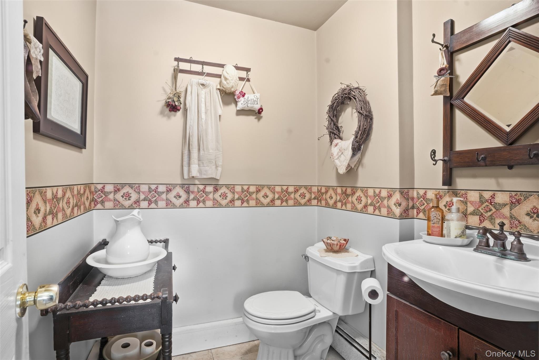 Single Family Elmhurst  Orange County, NY 12550, MLS-965222-36