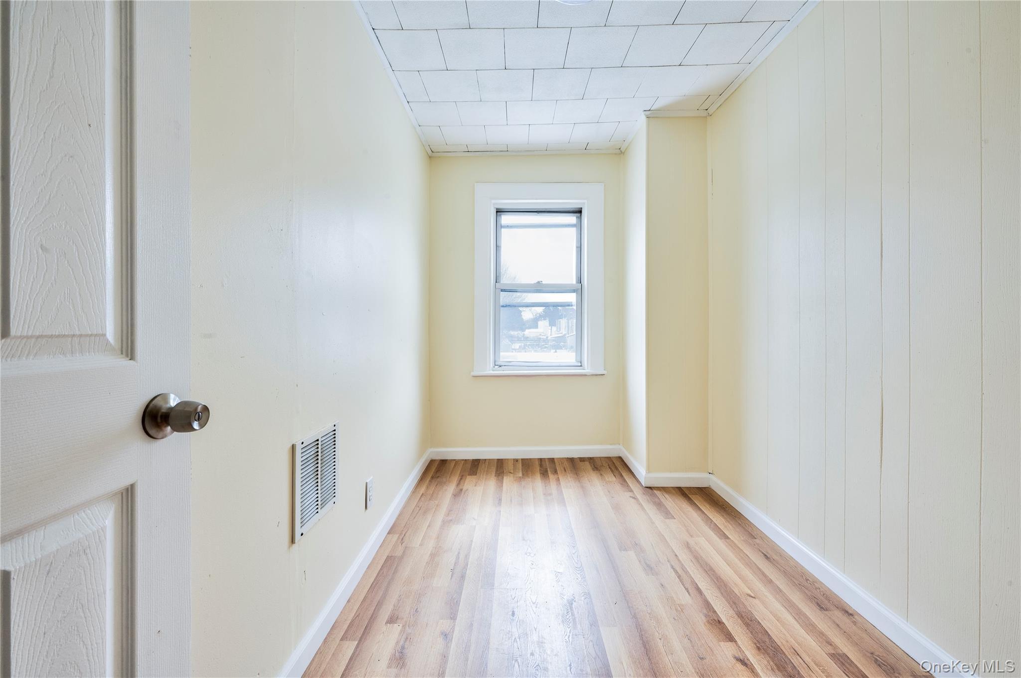 Single Family 91st  Queens, NY 11421, MLS-965252-18