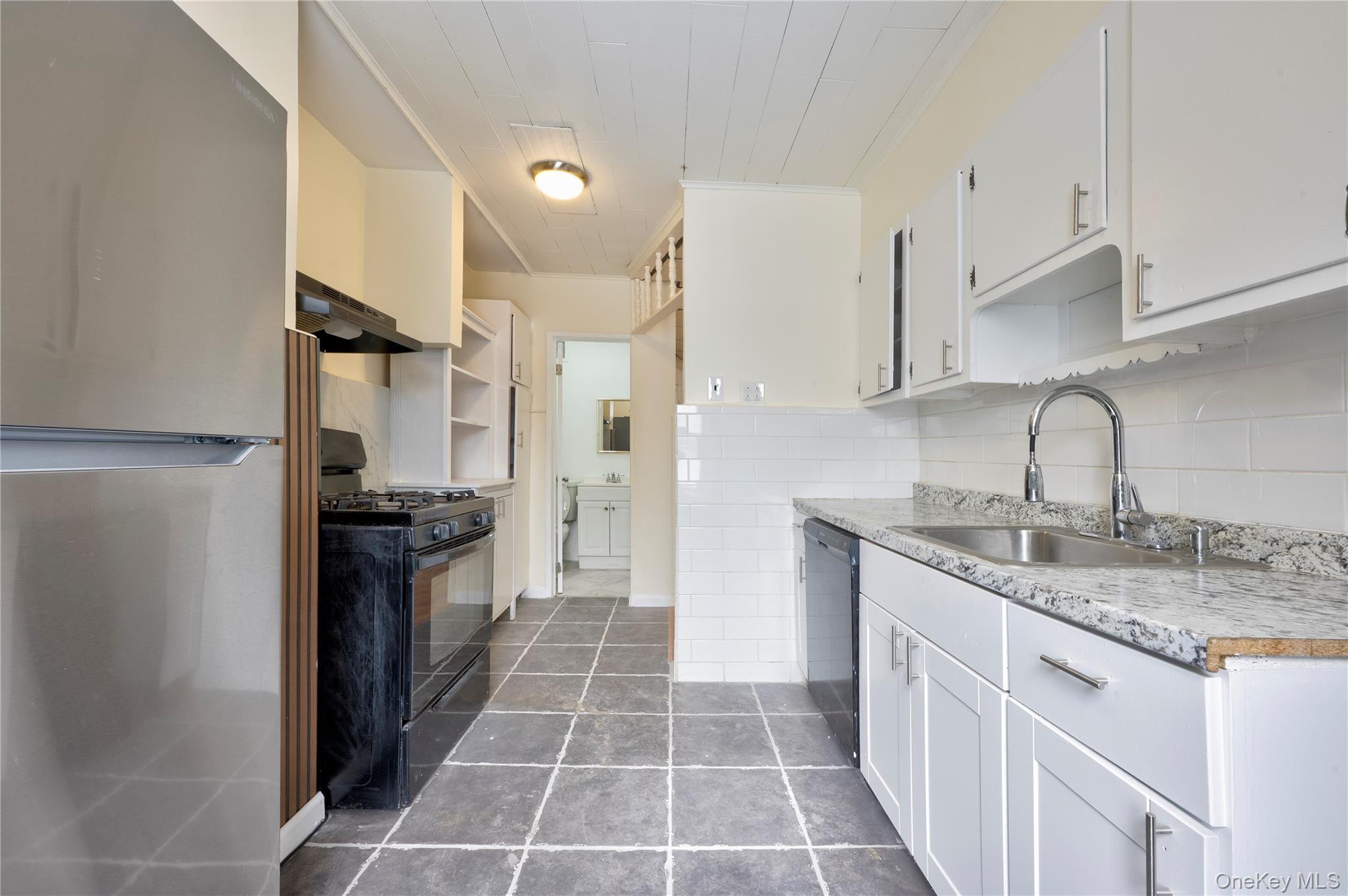 Single Family 91st  Queens, NY 11421, MLS-965252-9