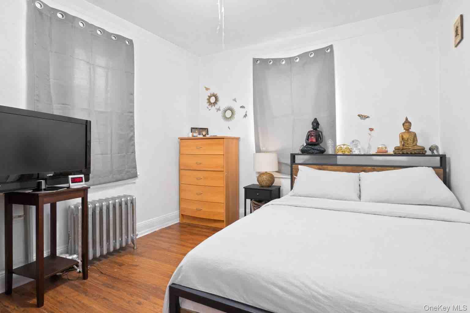 Single Family 141st  Queens, NY 11413, MLS-965254-10