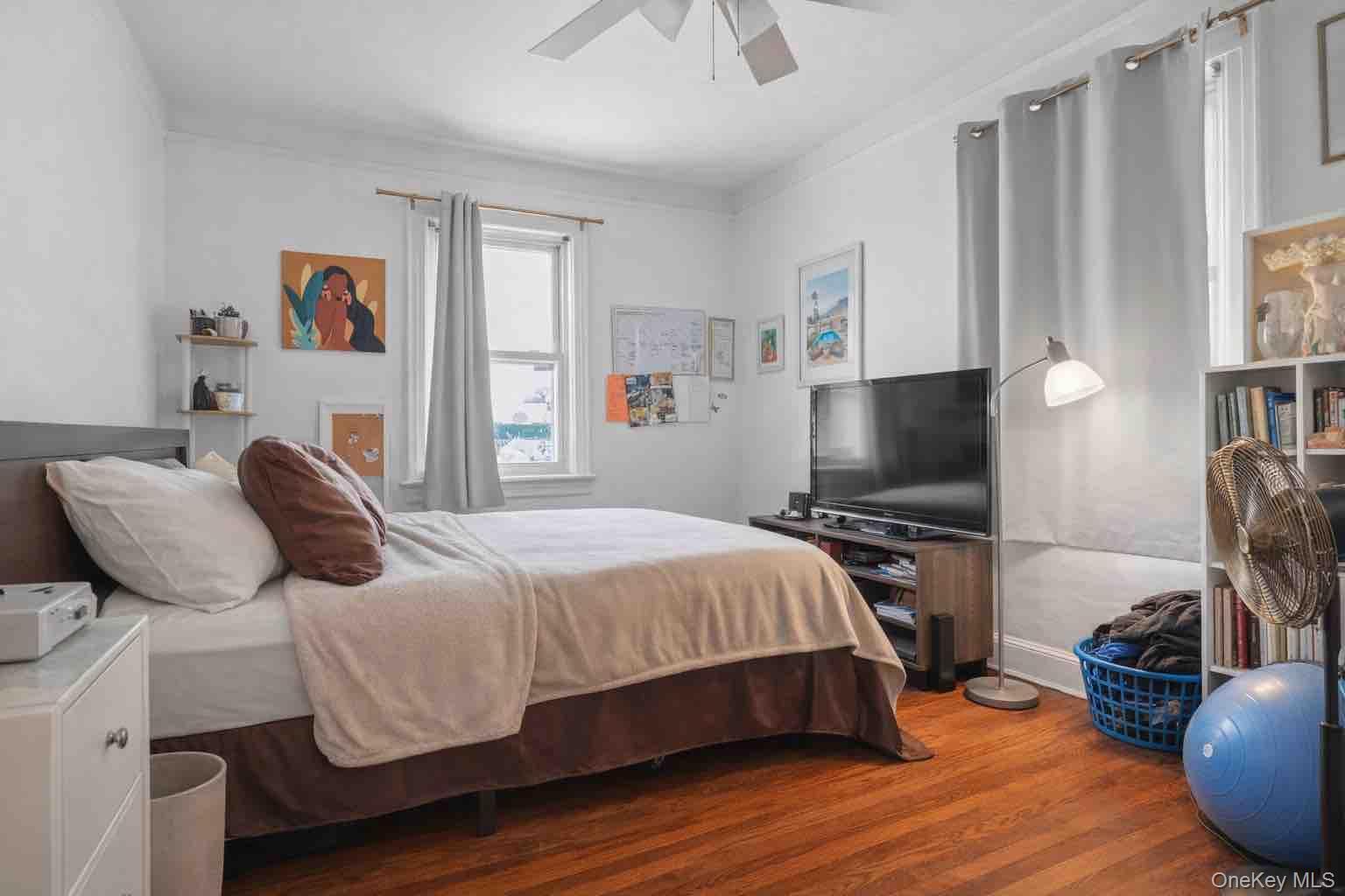 Single Family 141st  Queens, NY 11413, MLS-965254-11