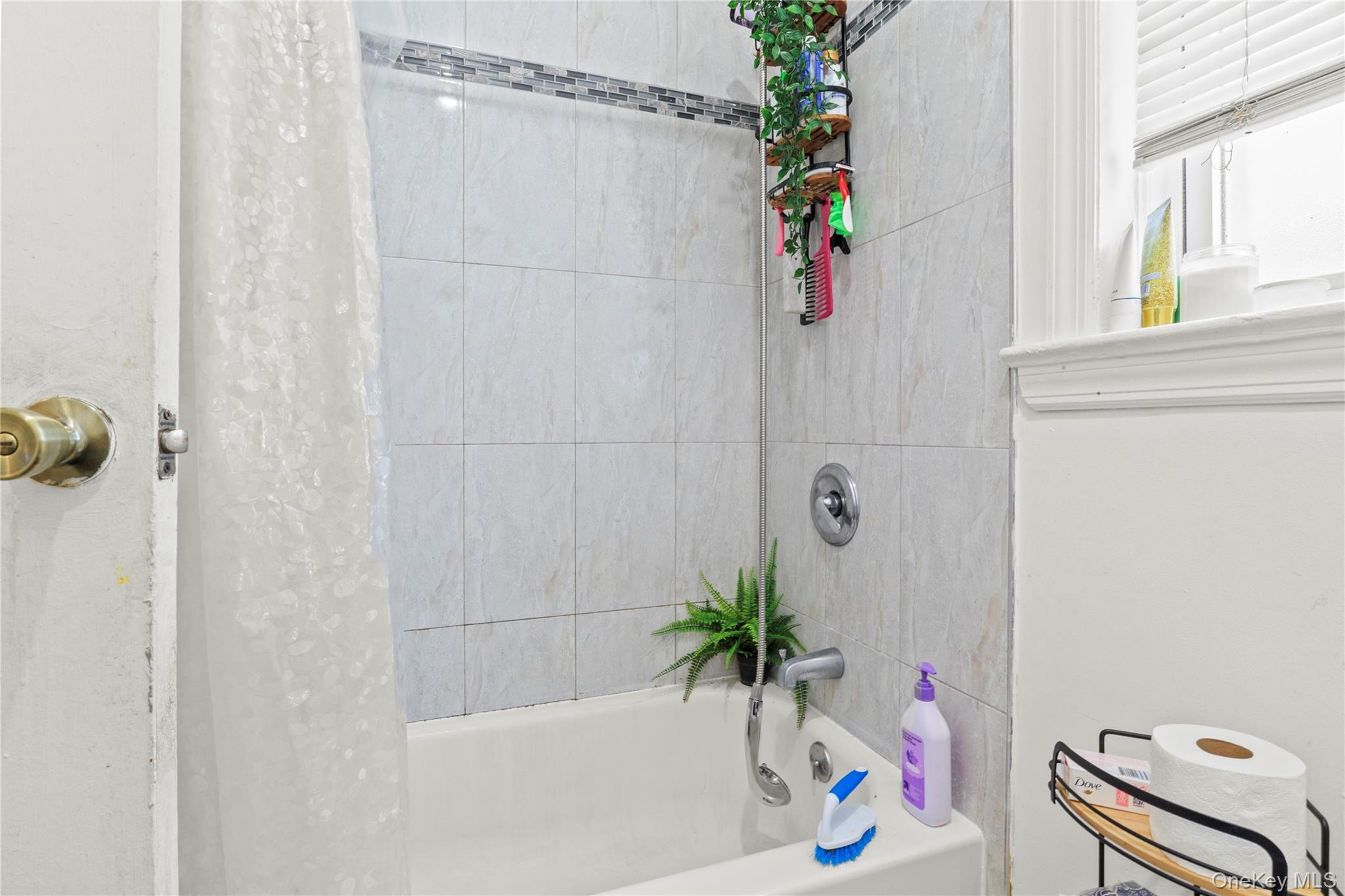 Single Family 141st  Queens, NY 11413, MLS-965254-13