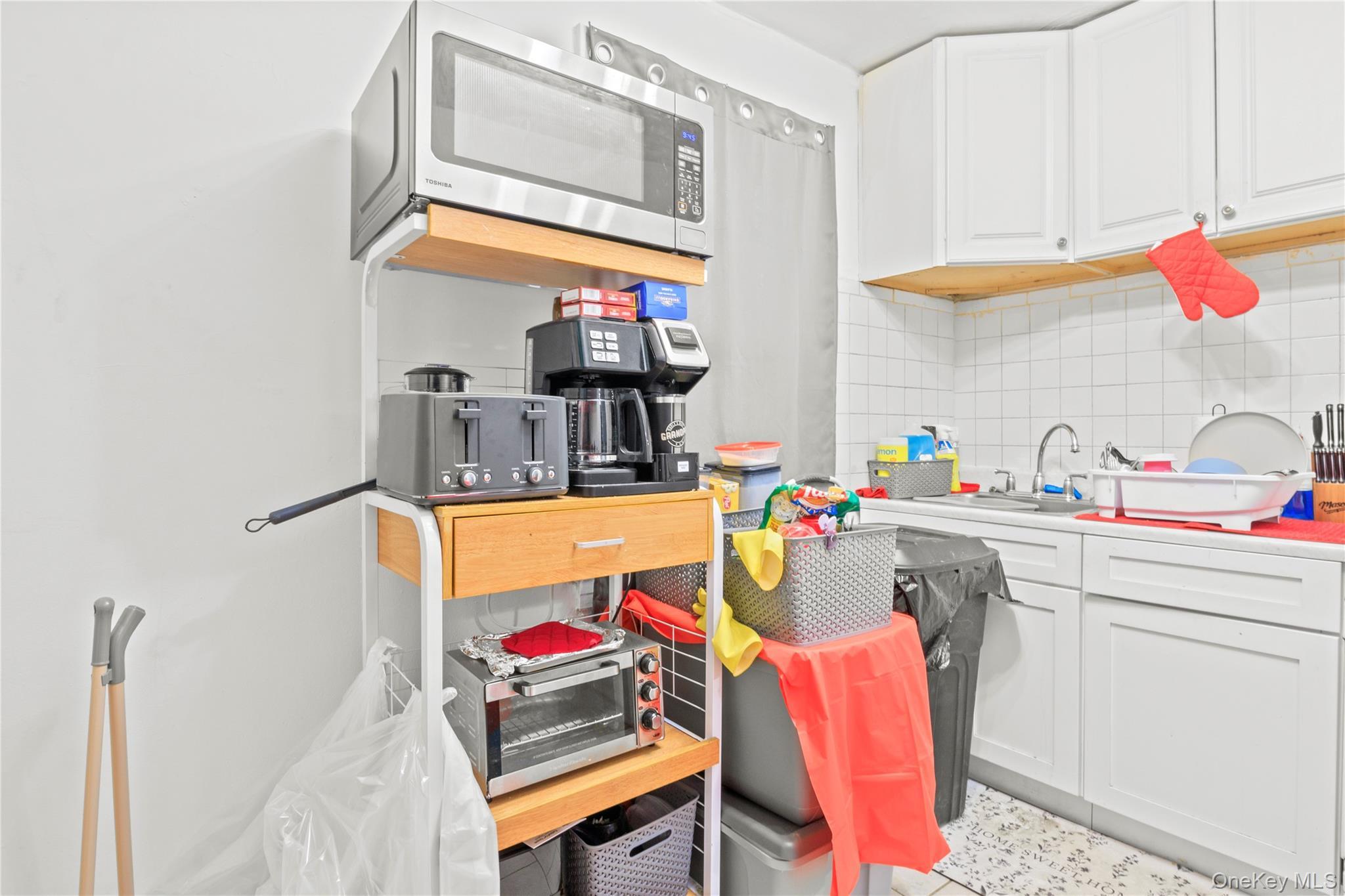 Single Family 141st  Queens, NY 11413, MLS-965254-24