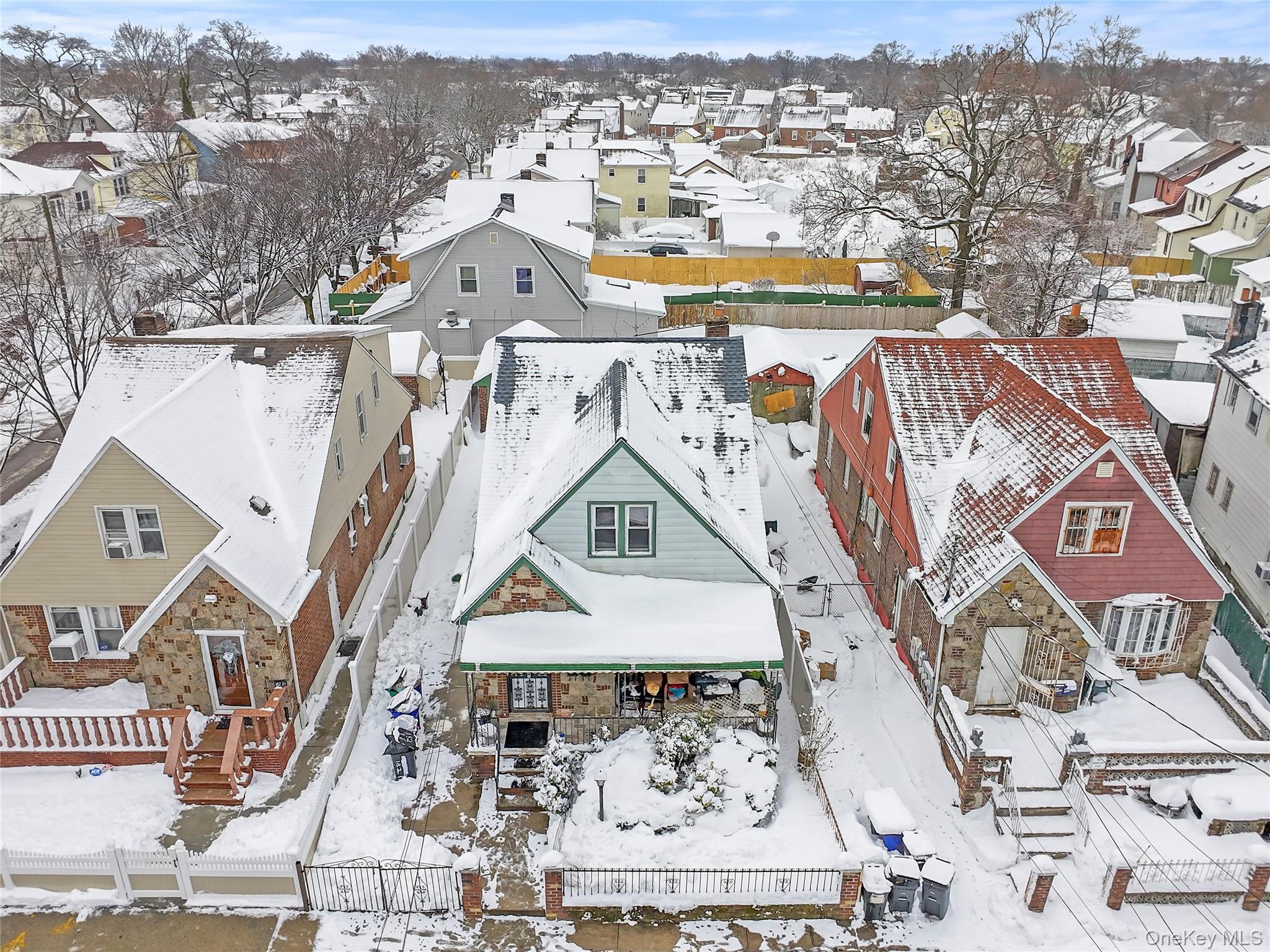 Single Family 141st  Queens, NY 11413, MLS-965254-37