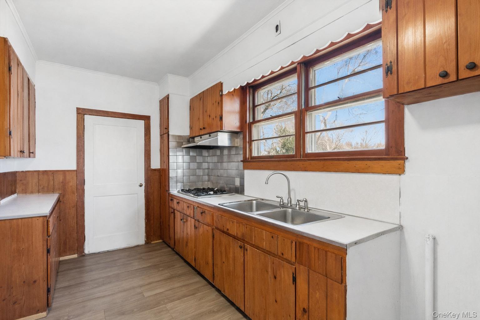 Single Family Lake  Suffolk County, NY 11901, MLS-965279-5