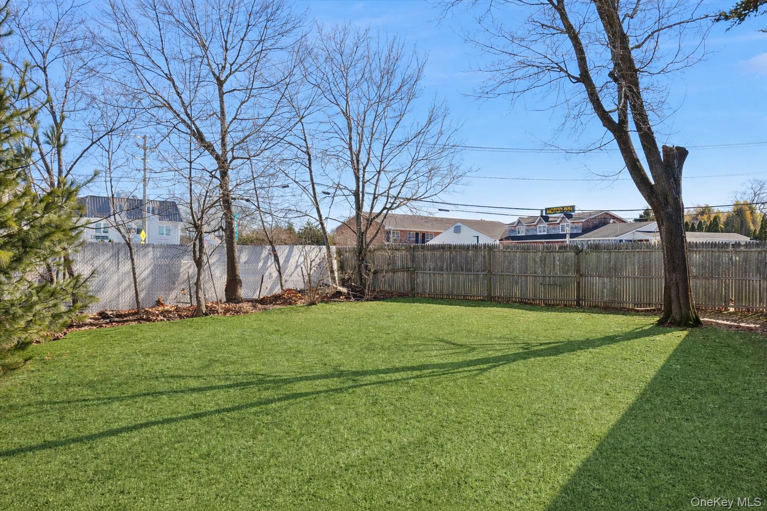 Single Family Lake  Suffolk County, NY 11901, MLS-965279-8