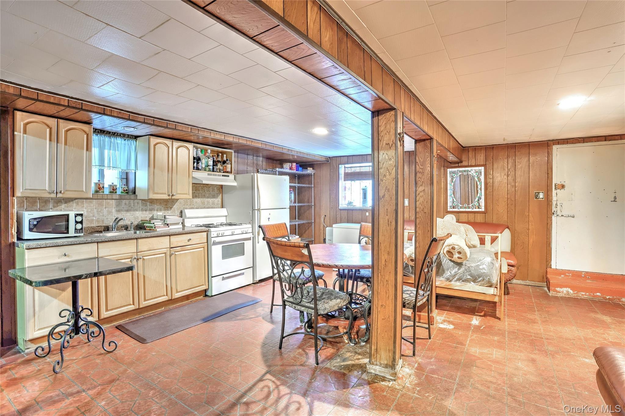 Single Family Quincy  Bronx, NY 10465, MLS-965282-17