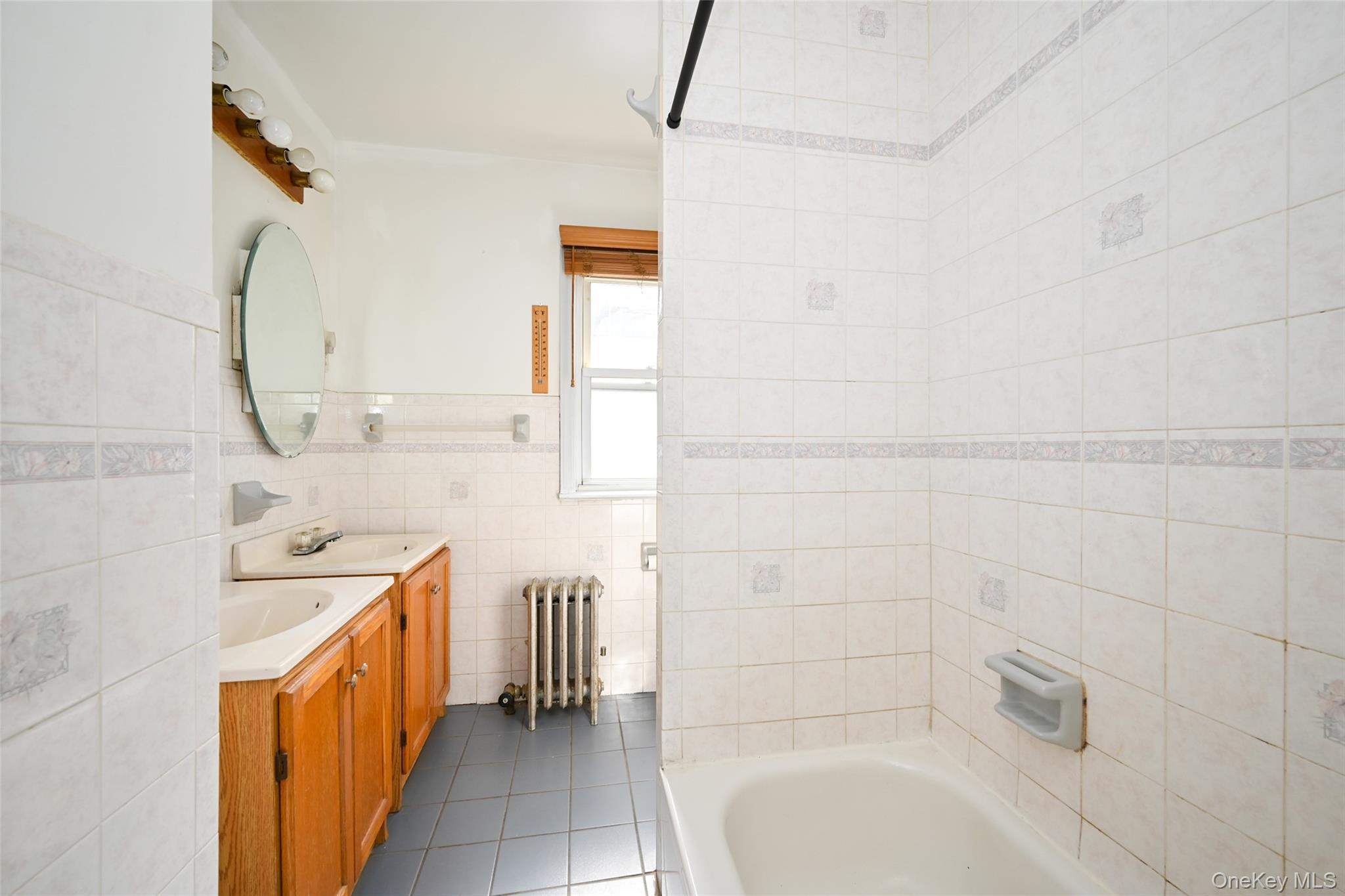 Single Family 165th  Queens, NY 11433, MLS-965290-14