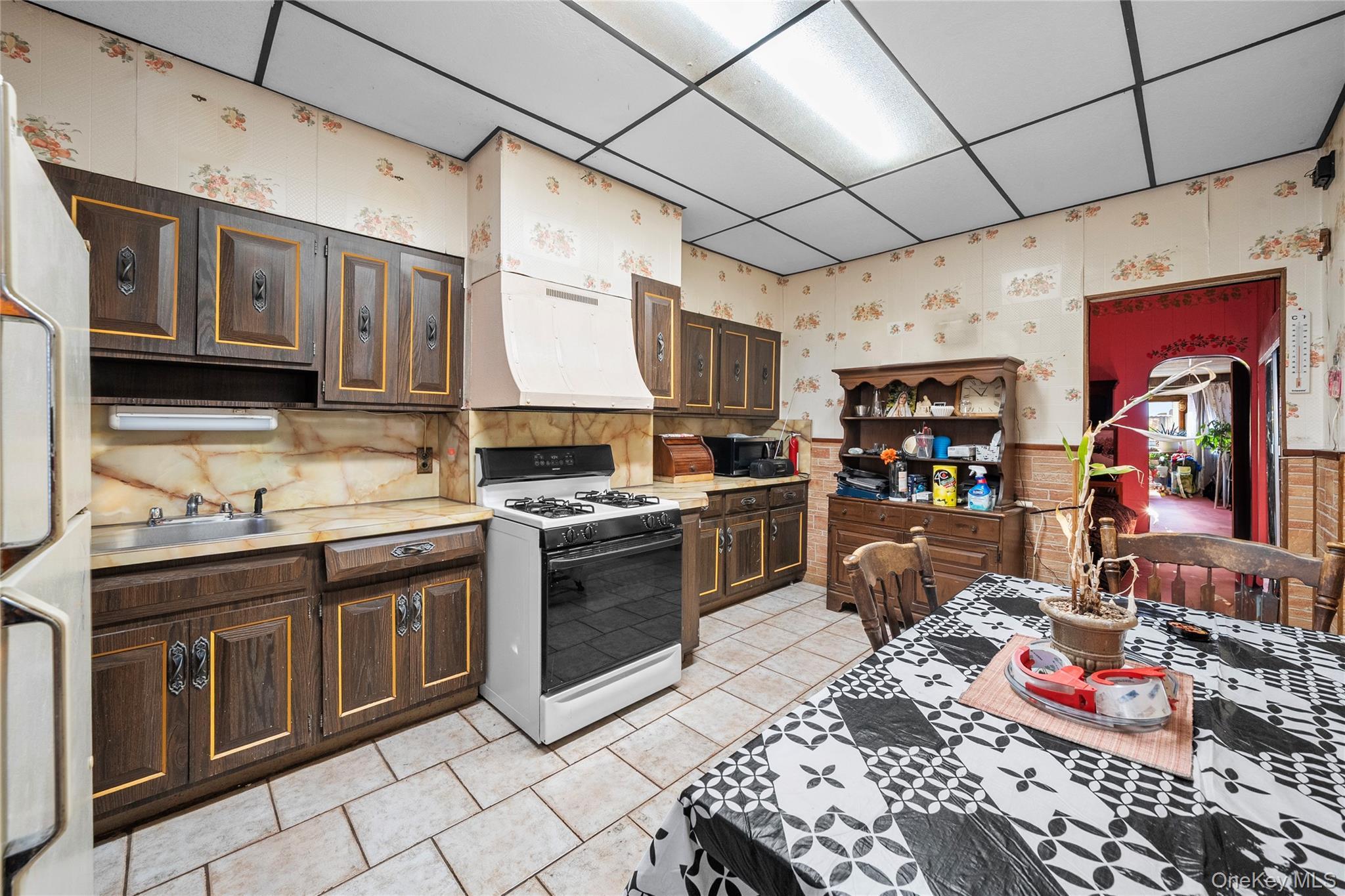 Single Family 71st  Queens, NY 11385, MLS-965313-4