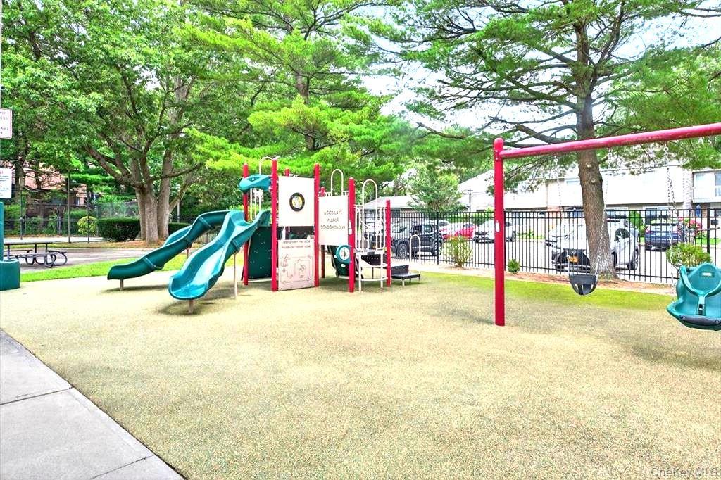 Condo Springmeadow  Suffolk County, NY 11741, MLS-965323-17