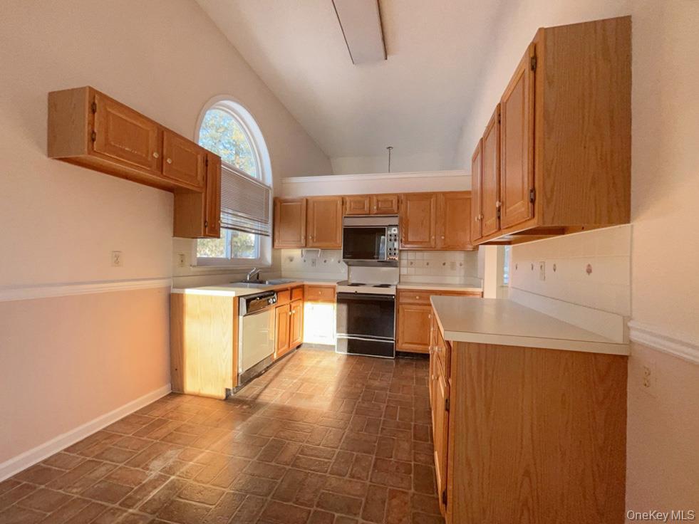 Condo Cushing  Dutchess County, NY 12564, MLS-965344-4