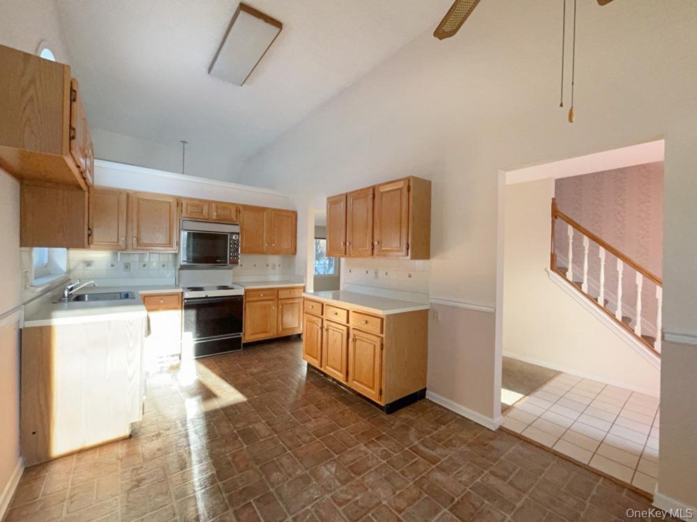 Condo Cushing  Dutchess County, NY 12564, MLS-965344-5