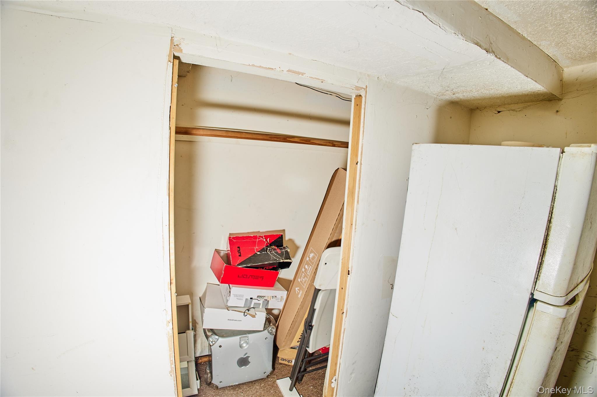 Single Family Nellis  Queens, NY 11413, MLS-965345-23