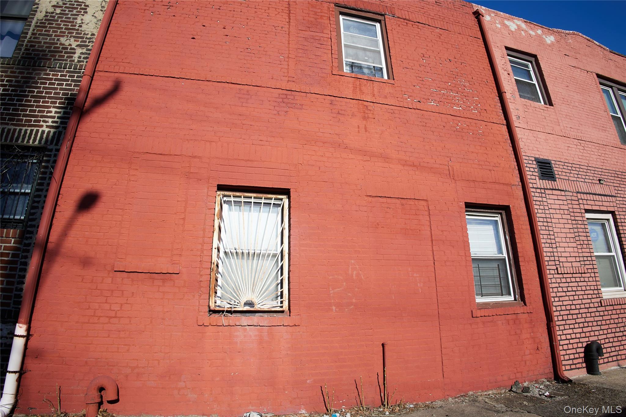 Single Family Nellis  Queens, NY 11413, MLS-965345-27