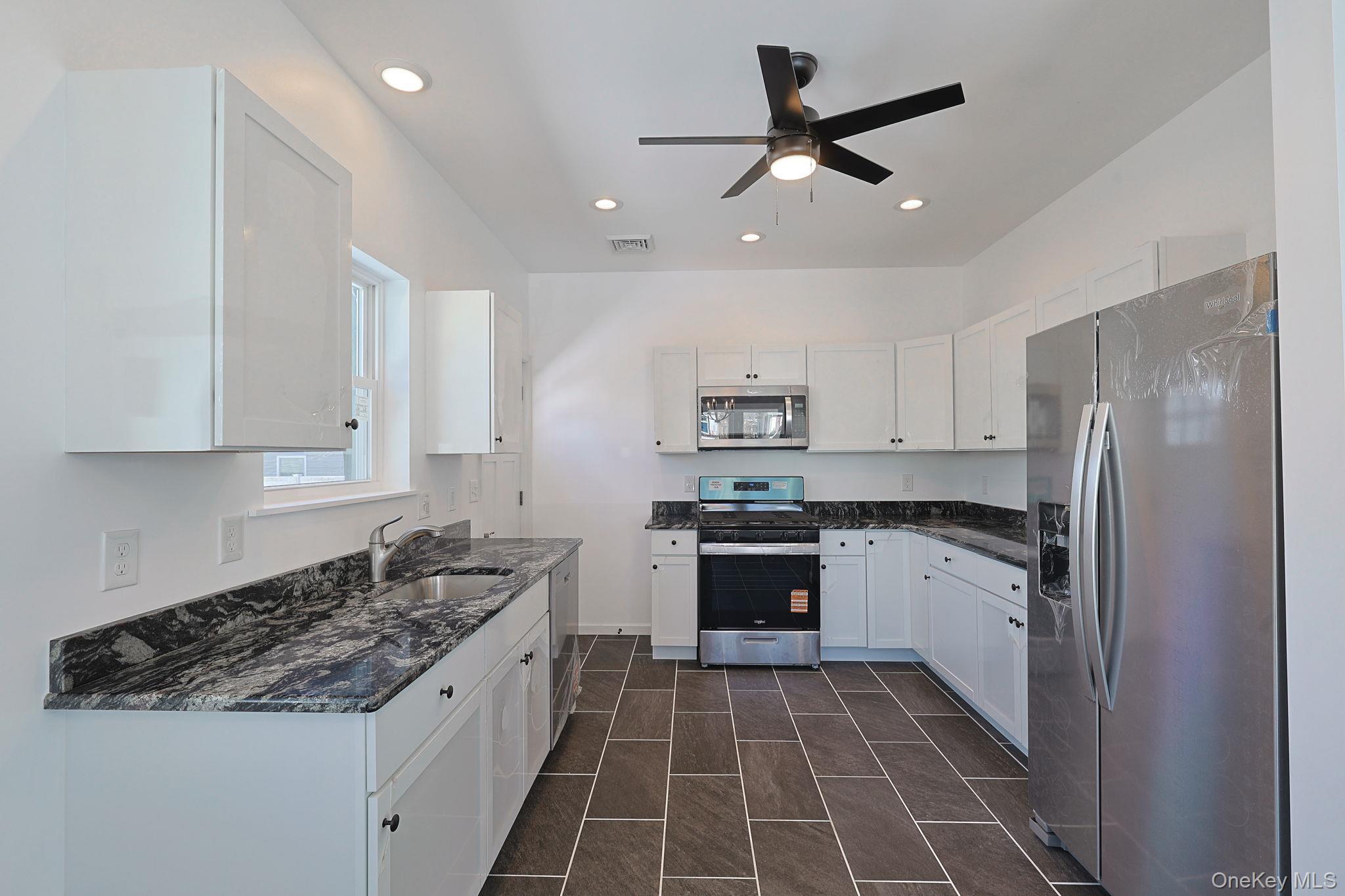 Single Family Brooklyn  Orange County, NY 12771, MLS-965403-9