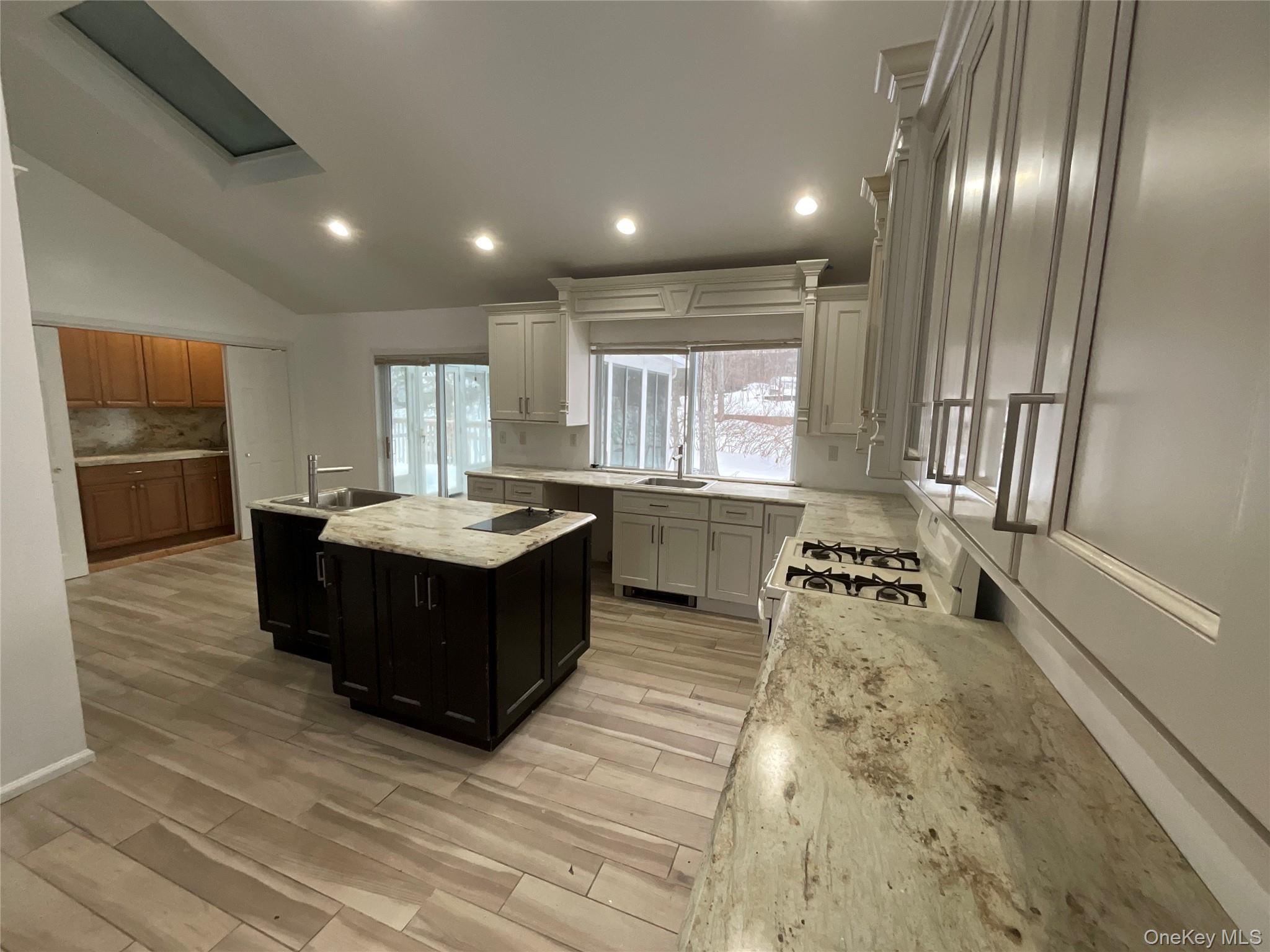 Single Family Country  Orange County, NY 10930, MLS-965404-10