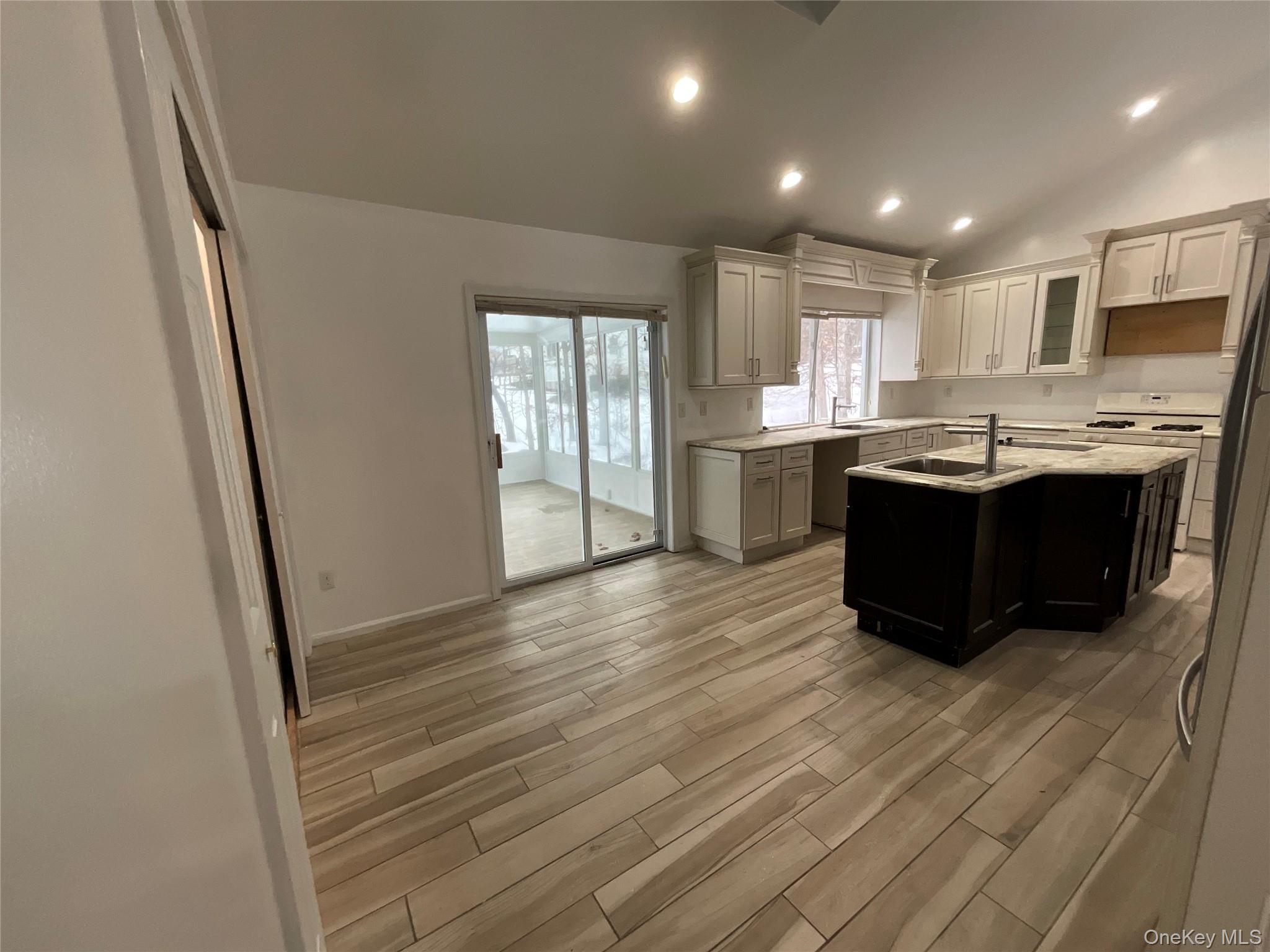 Single Family Country  Orange County, NY 10930, MLS-965404-13