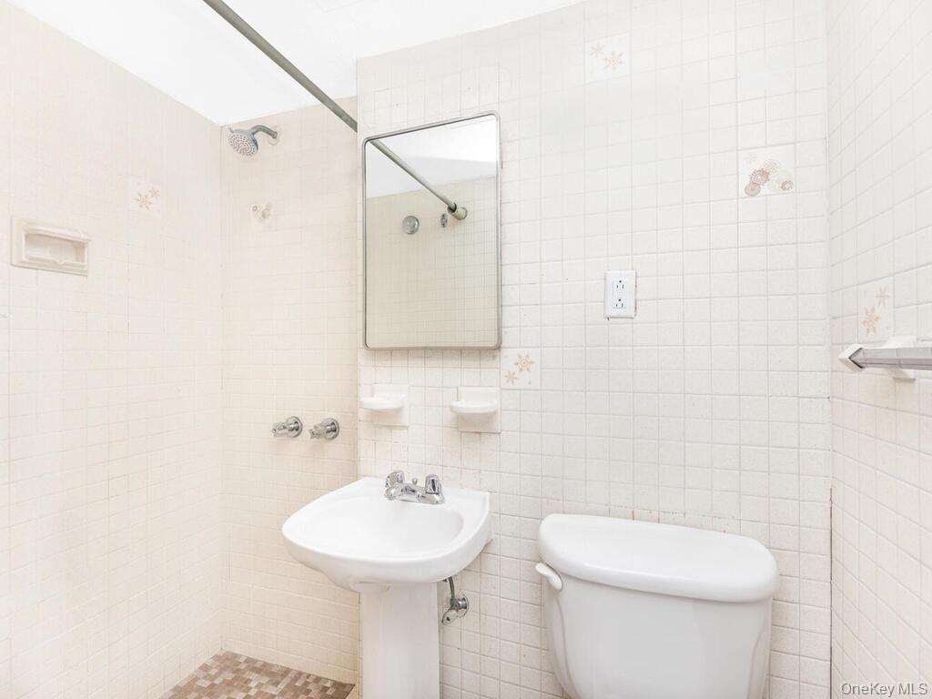 Single Family Kimball  Westchester County, NY 10704, MLS-965409-22