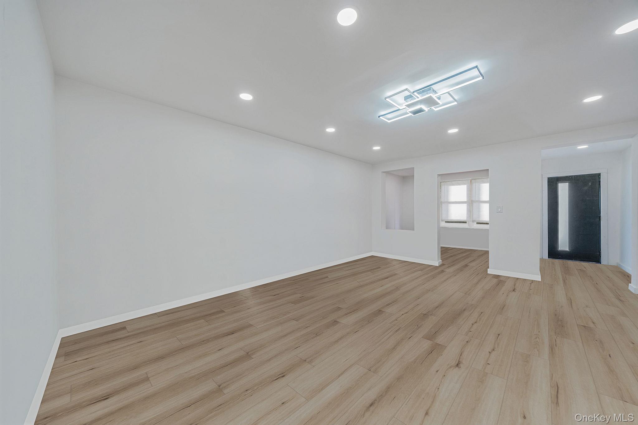 Single Family Mcintosh  Queens, NY 11369, MLS-965413-10