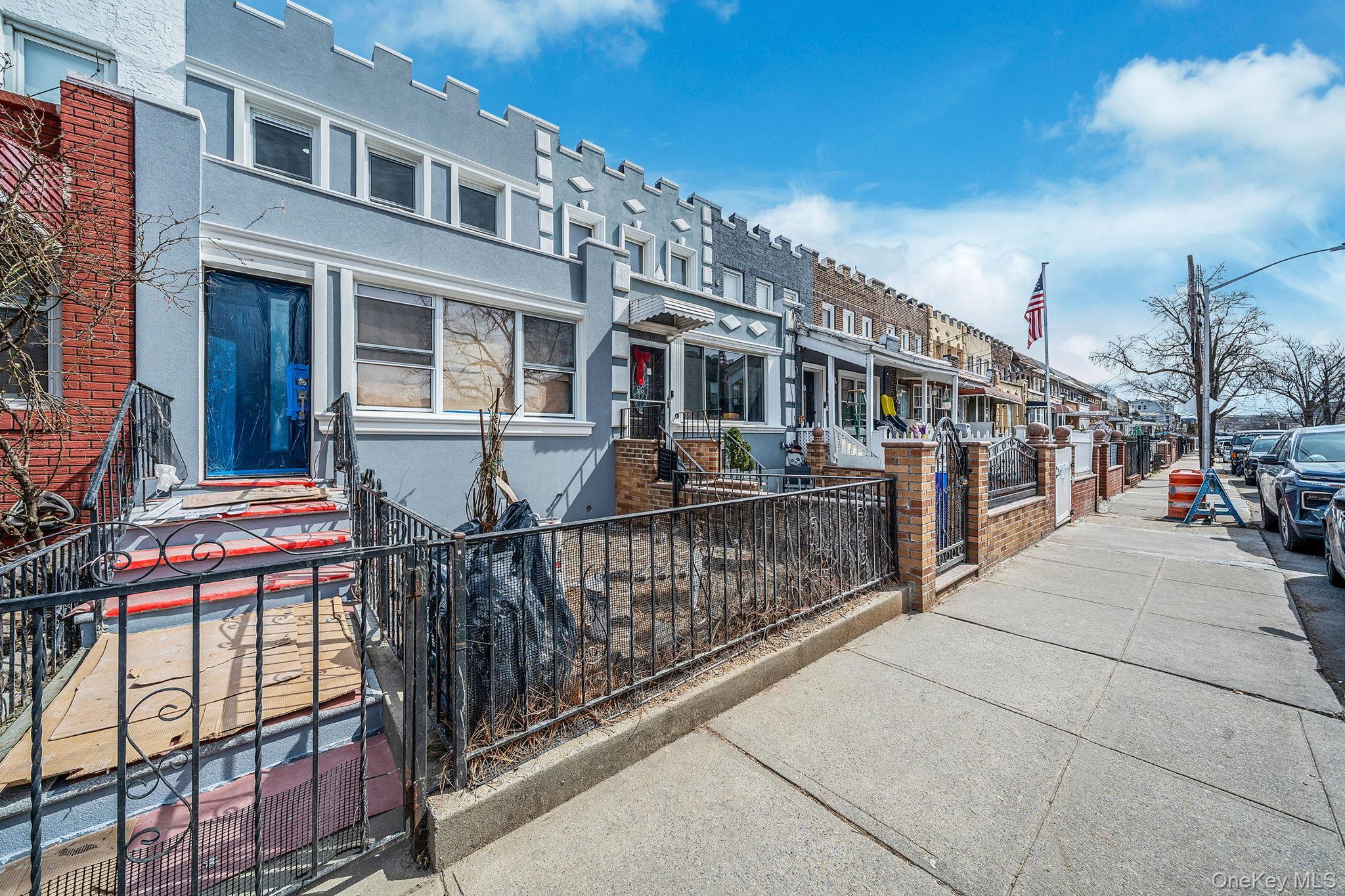 Single Family Mcintosh  Queens, NY 11369, MLS-965413-4