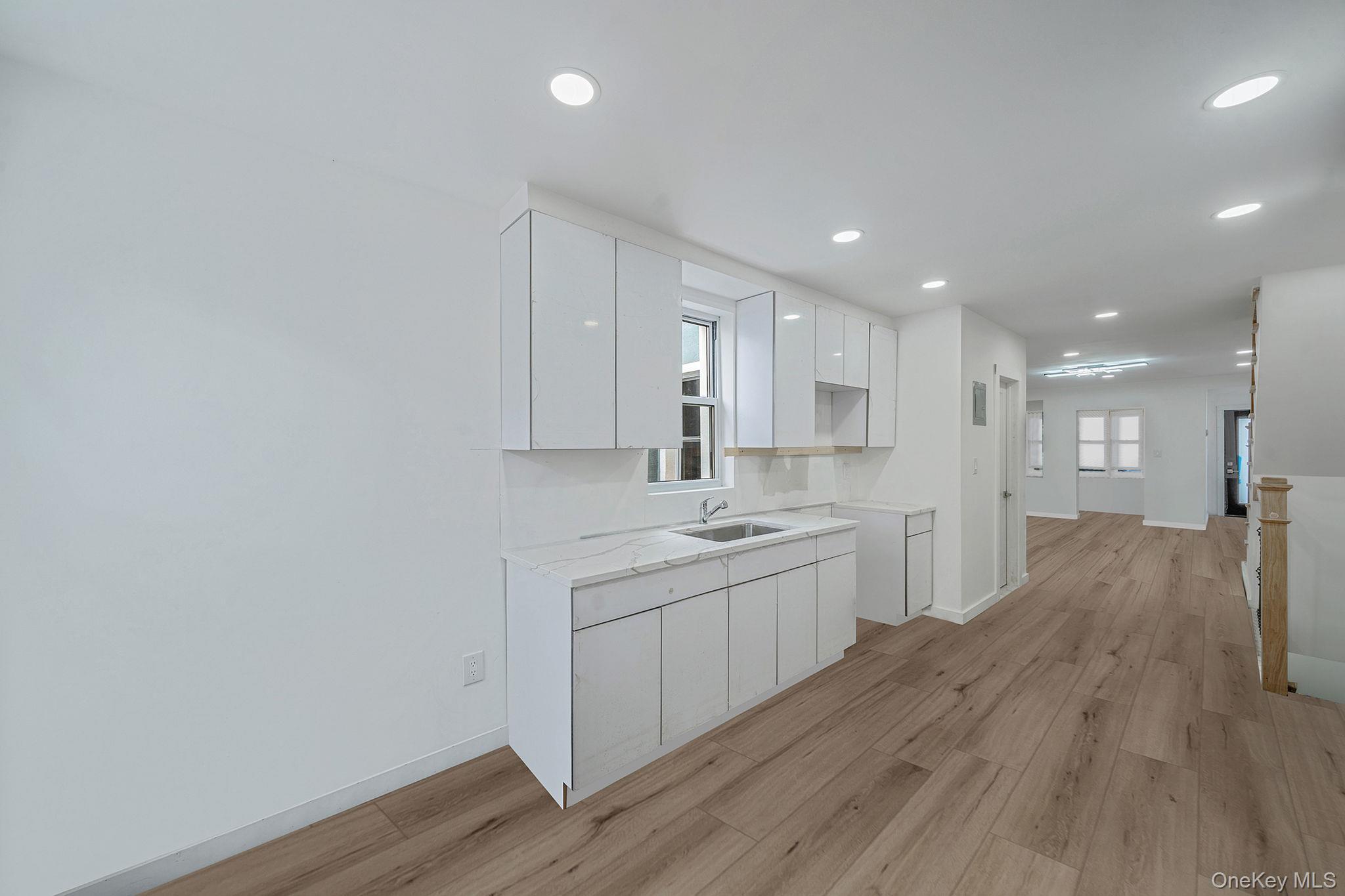 Single Family Mcintosh  Queens, NY 11369, MLS-965413-5