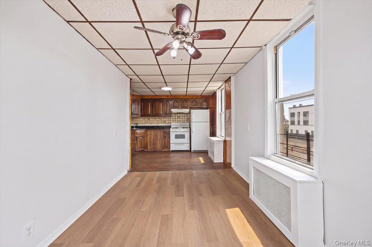 Single Family Sackett Avenue Bronx, NY 10462, MLS-965418-12