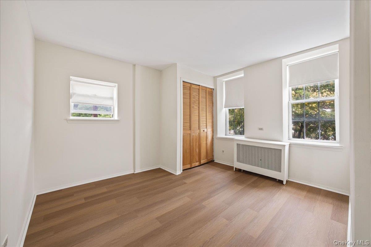 Single Family Sackett Avenue Bronx, NY 10462, MLS-965418-19
