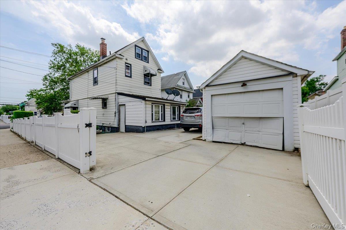 Single Family Foch Boulevard Queens, NY 11436, MLS-965449-19