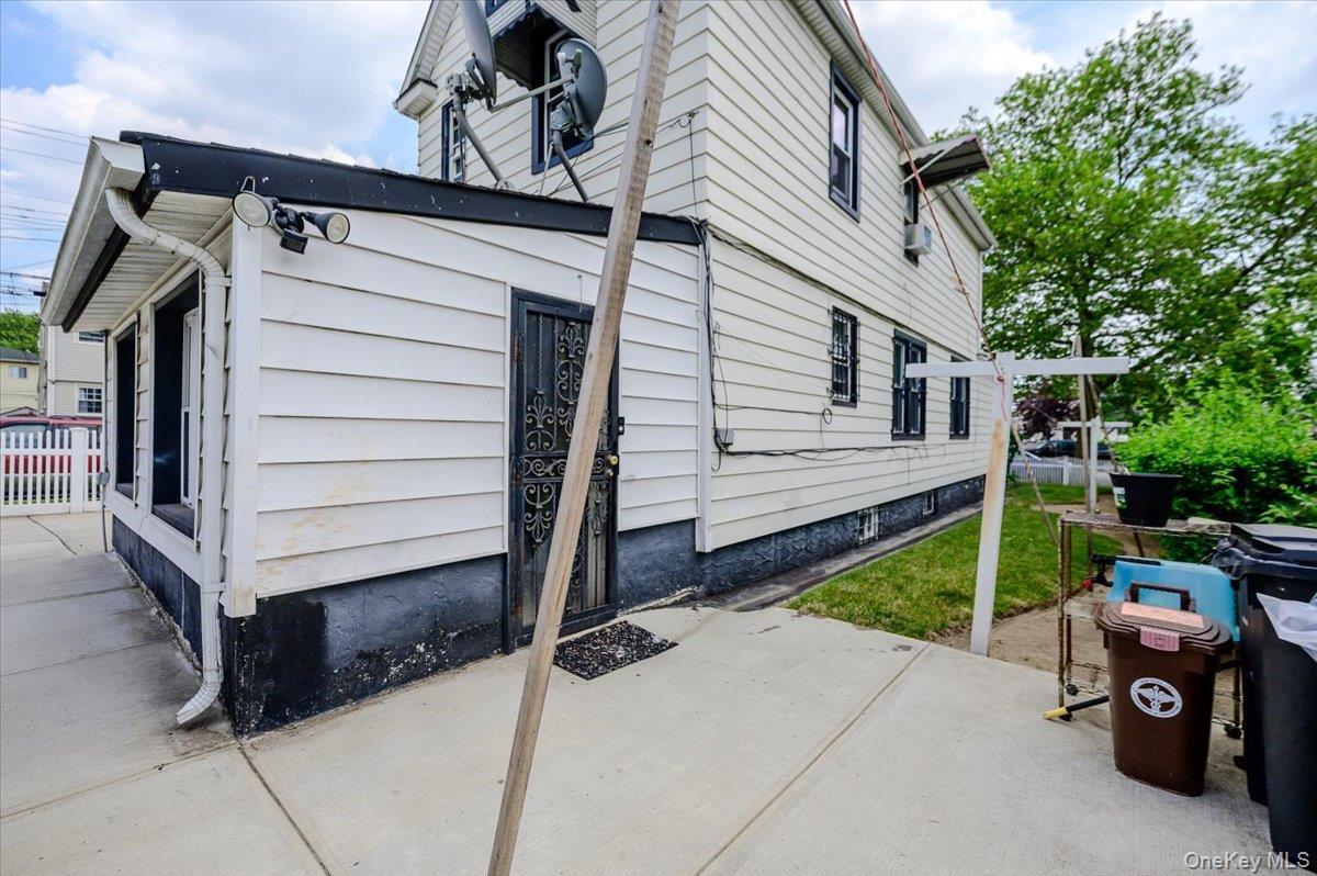 Single Family Foch Boulevard Queens, NY 11436, MLS-965449-20