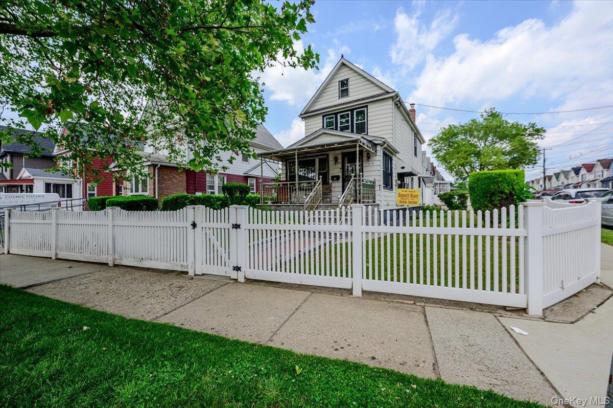 Single Family Foch Boulevard  Queens, NY 11436, MLS-965449-22