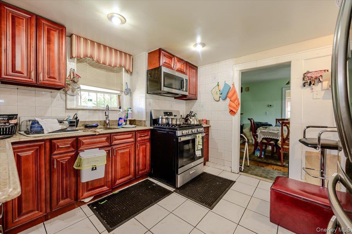 Single Family Foch Boulevard Queens, NY 11436, MLS-965449-4