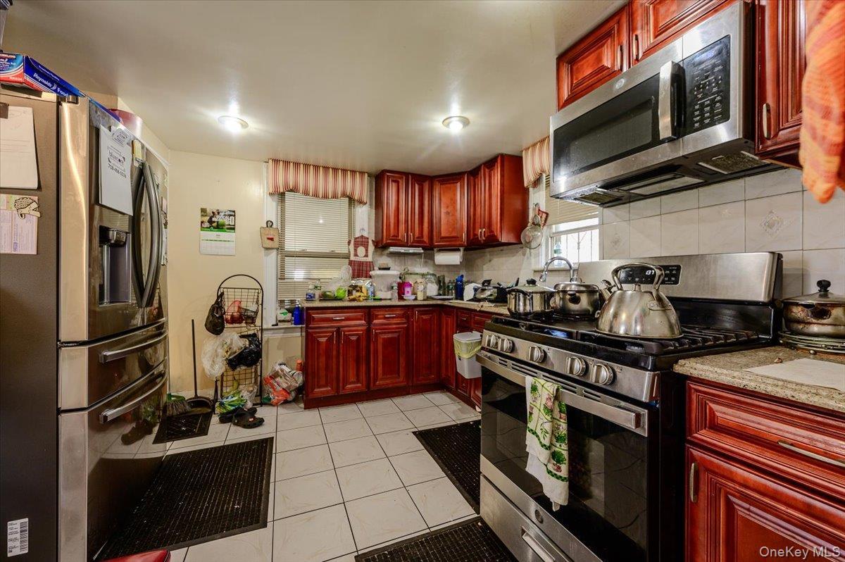 Single Family Foch Boulevard Queens, NY 11436, MLS-965449-8