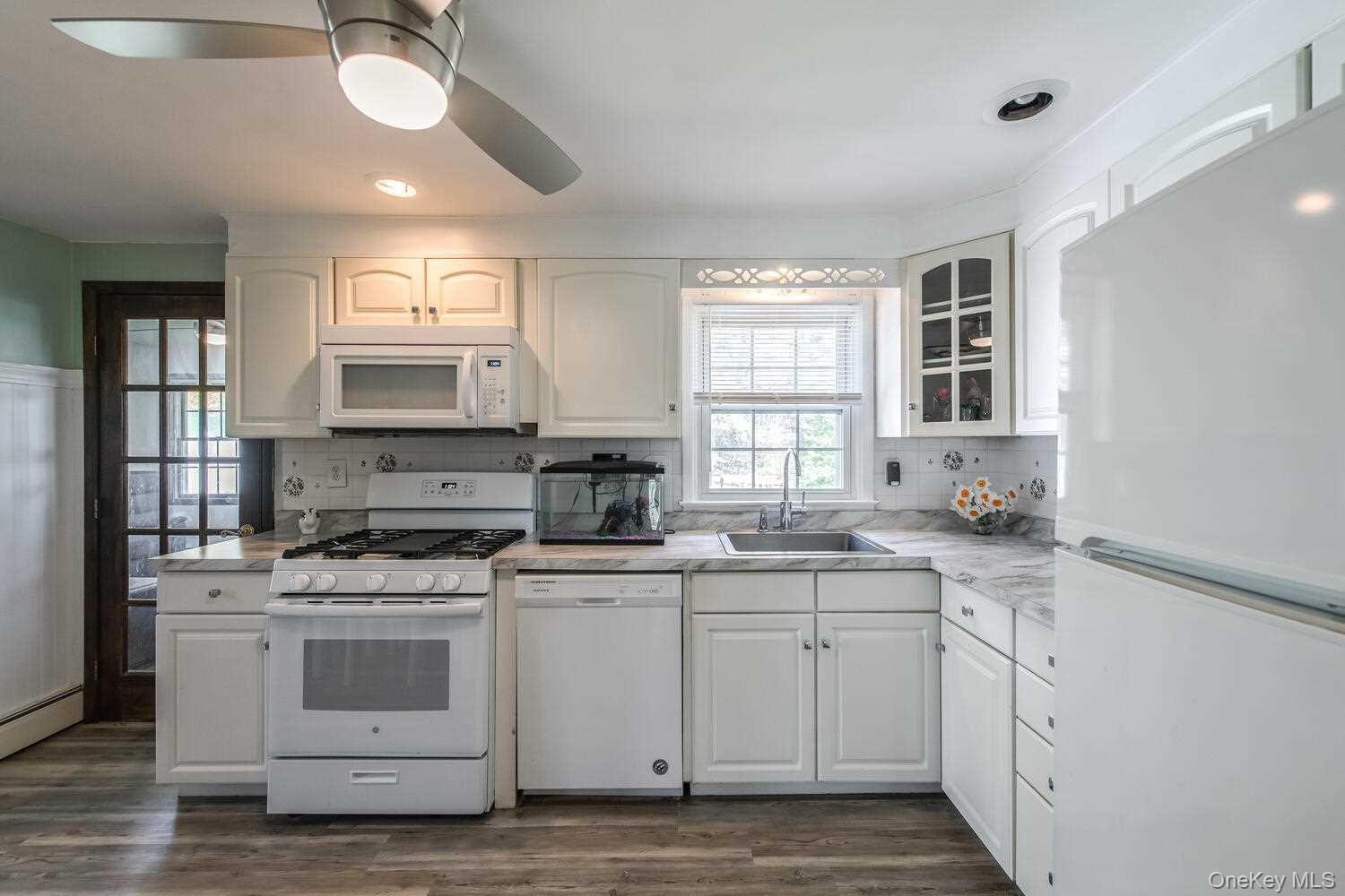 Single Family Dwyer  Dutchess County, NY 12590, MLS-965509-9