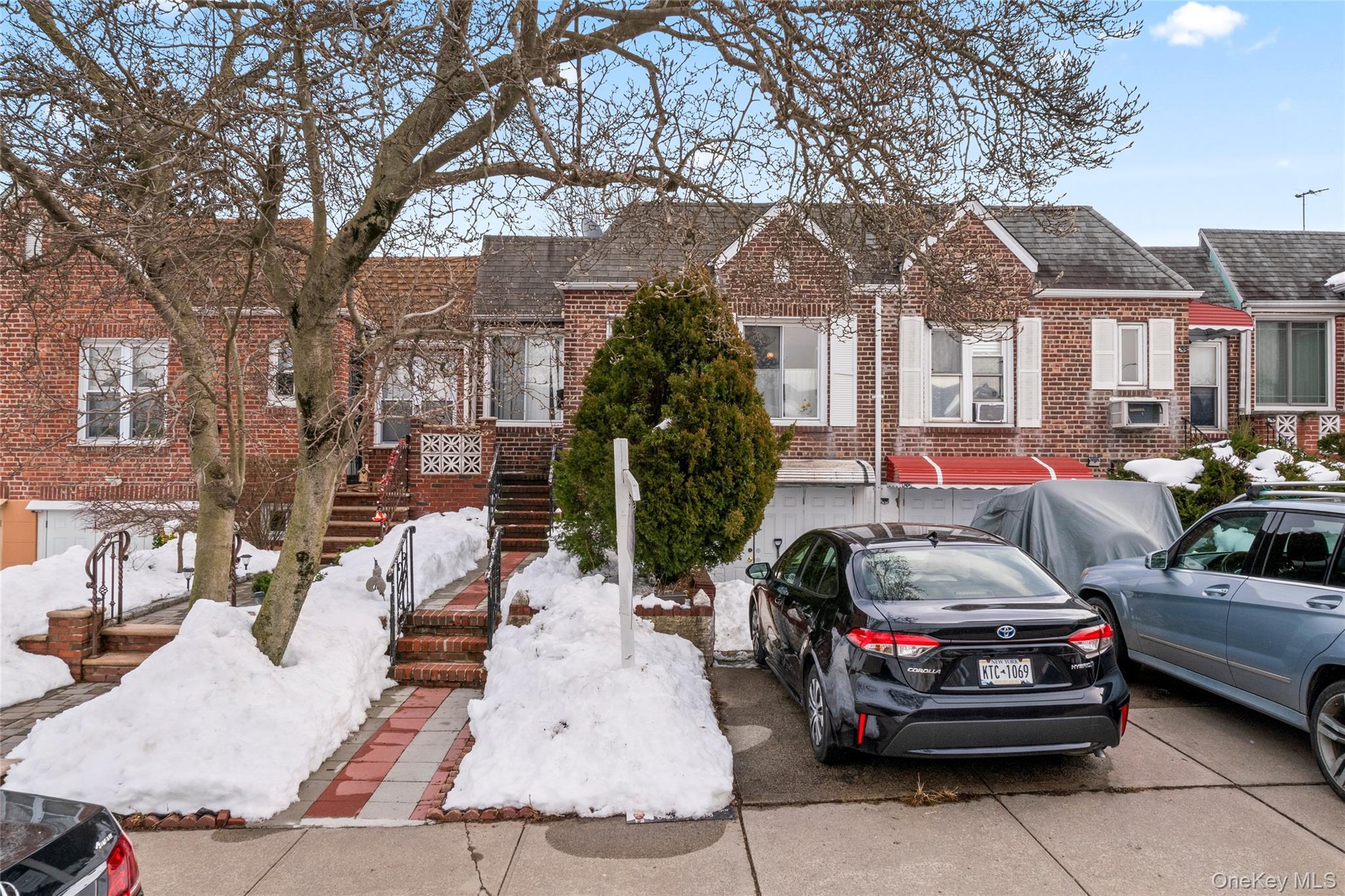 Single Family 60th  Queens, NY 11378, MLS-965512-24