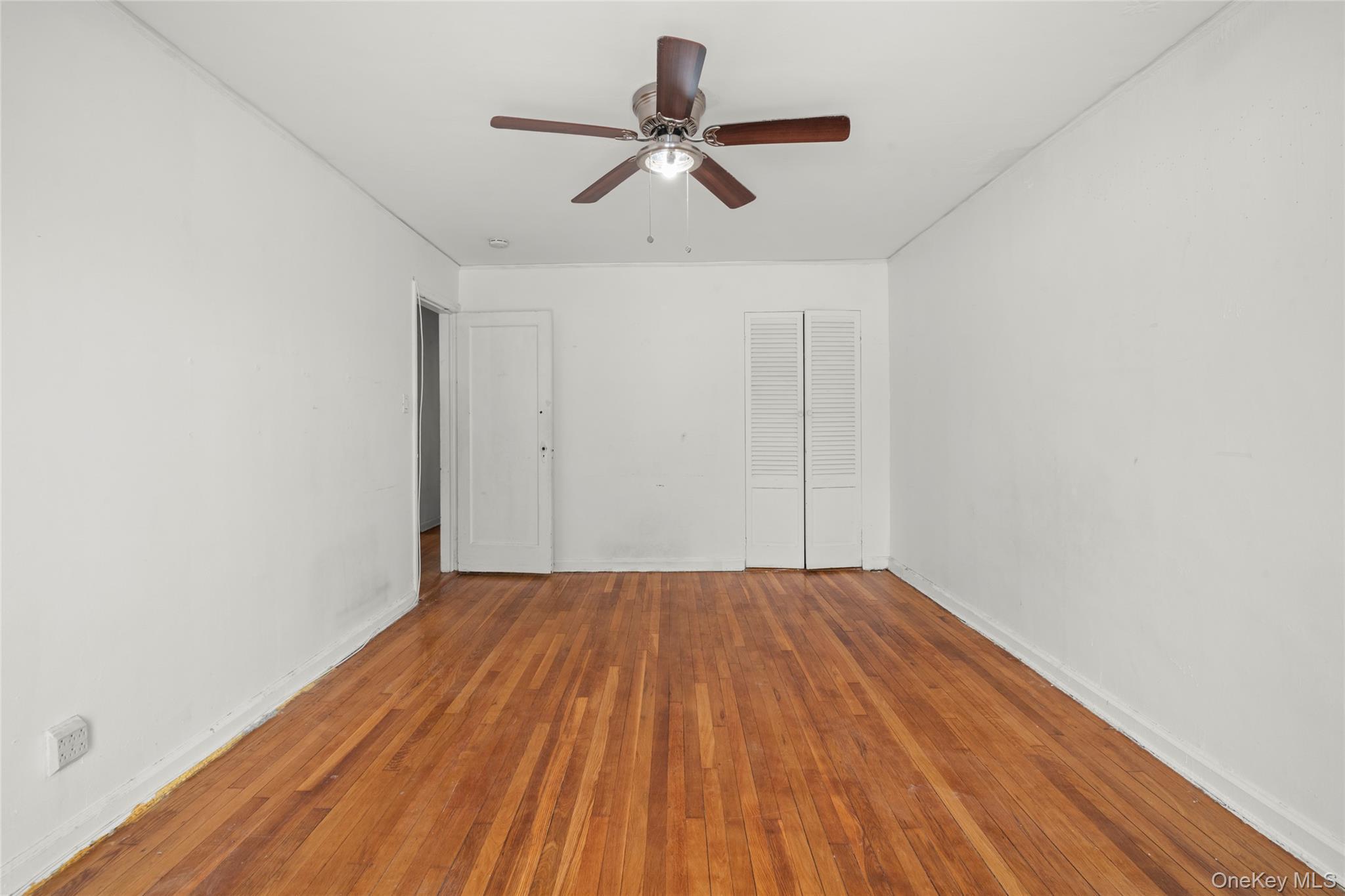 Single Family 60th  Queens, NY 11378, MLS-965512-8