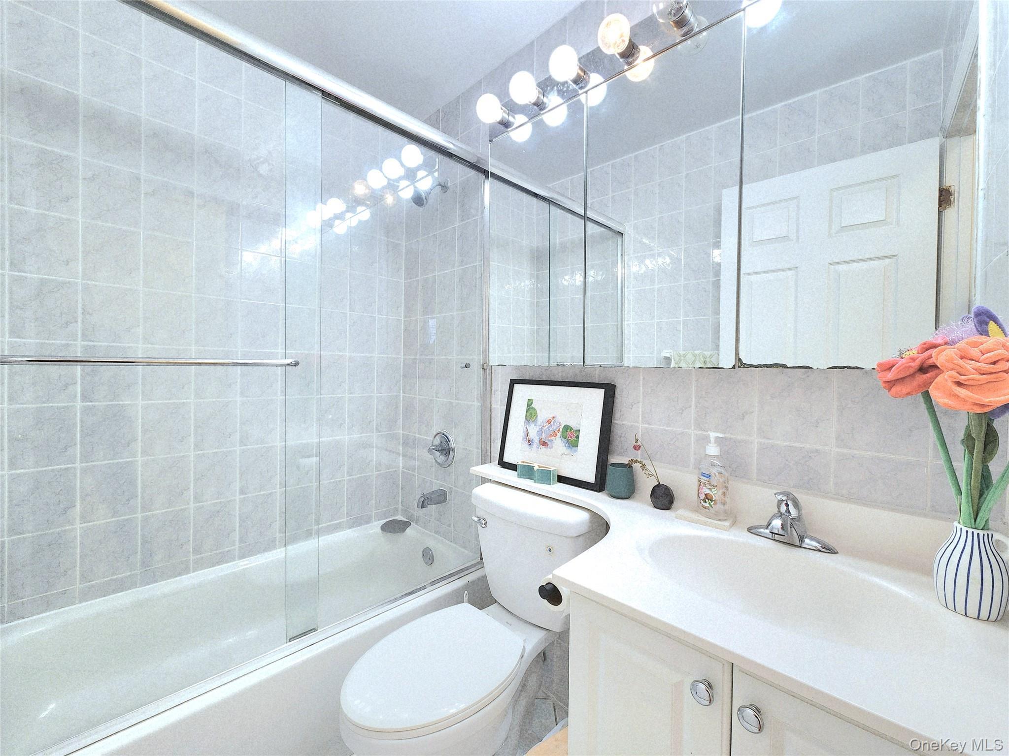 Single Family 91st  Queens, NY 11421, MLS-965536-12