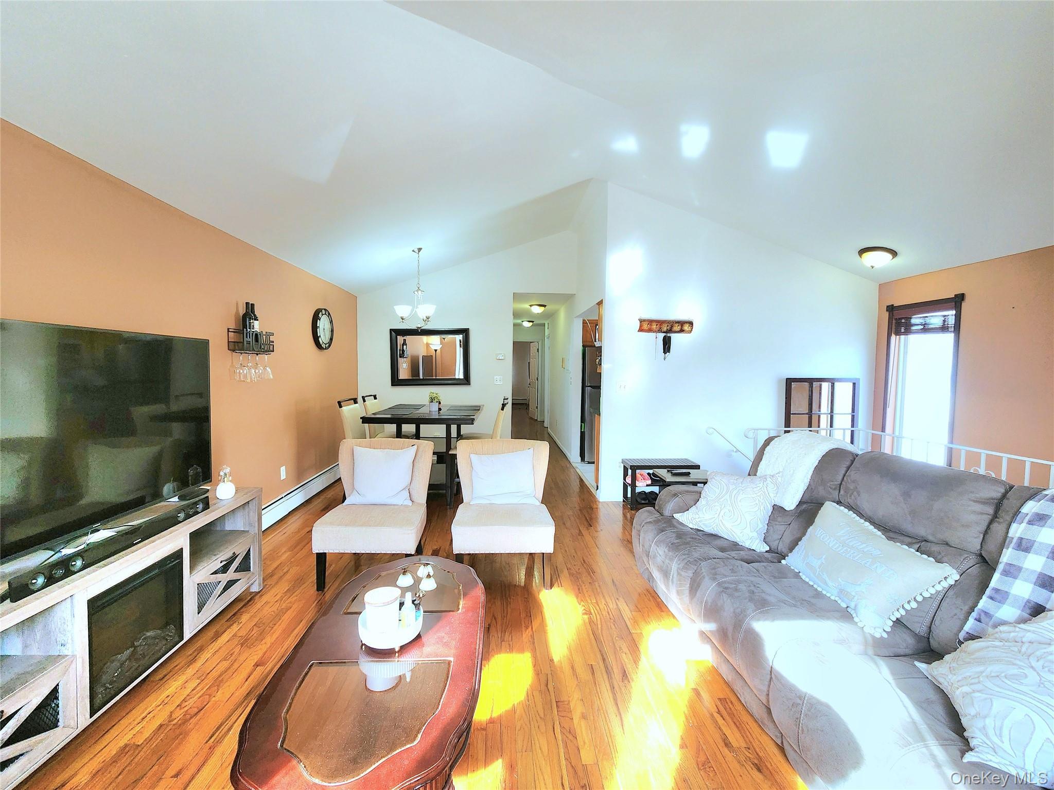 Single Family 91st  Queens, NY 11421, MLS-965536-21