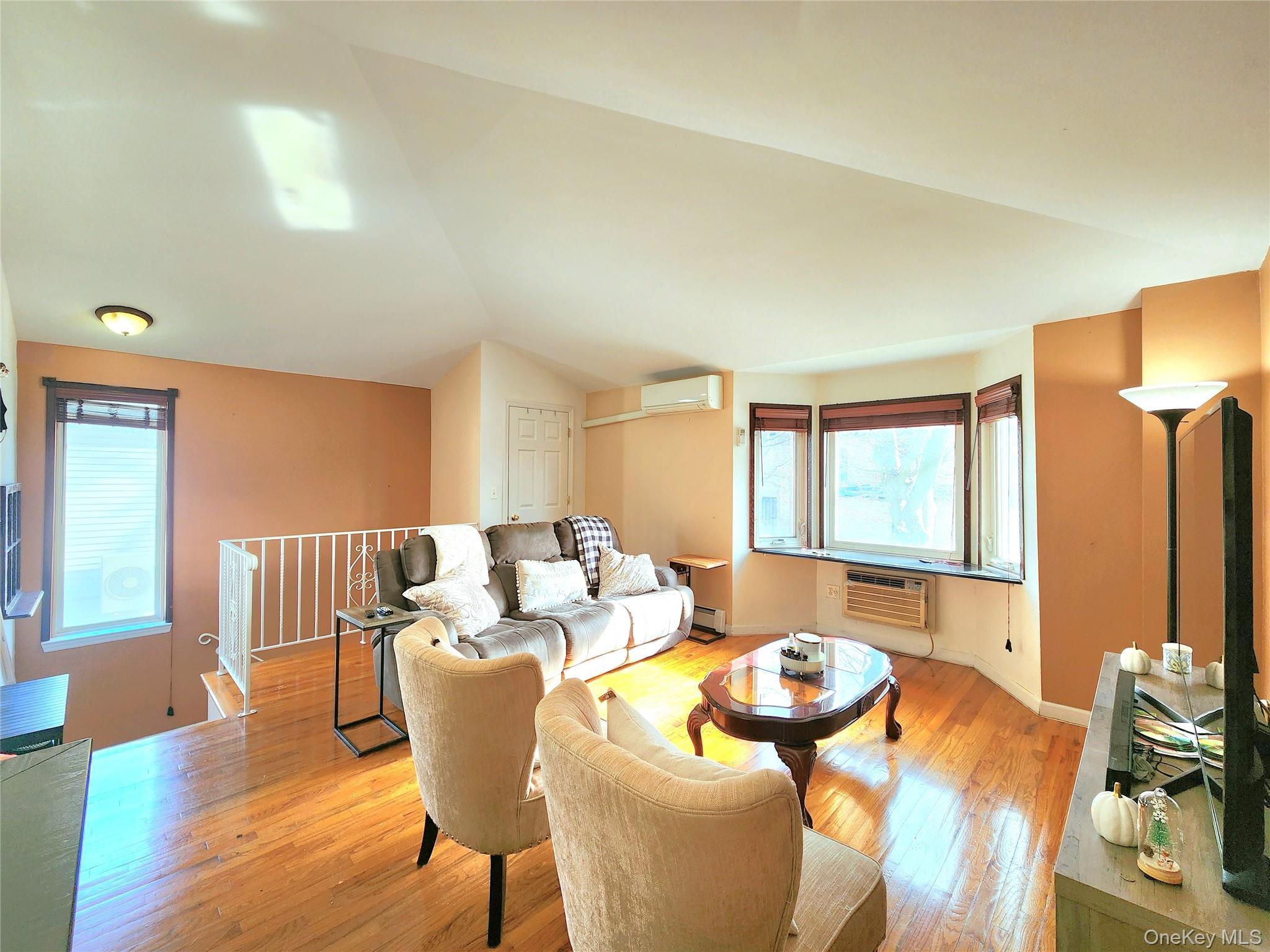 Single Family 91st  Queens, NY 11421, MLS-965536-26