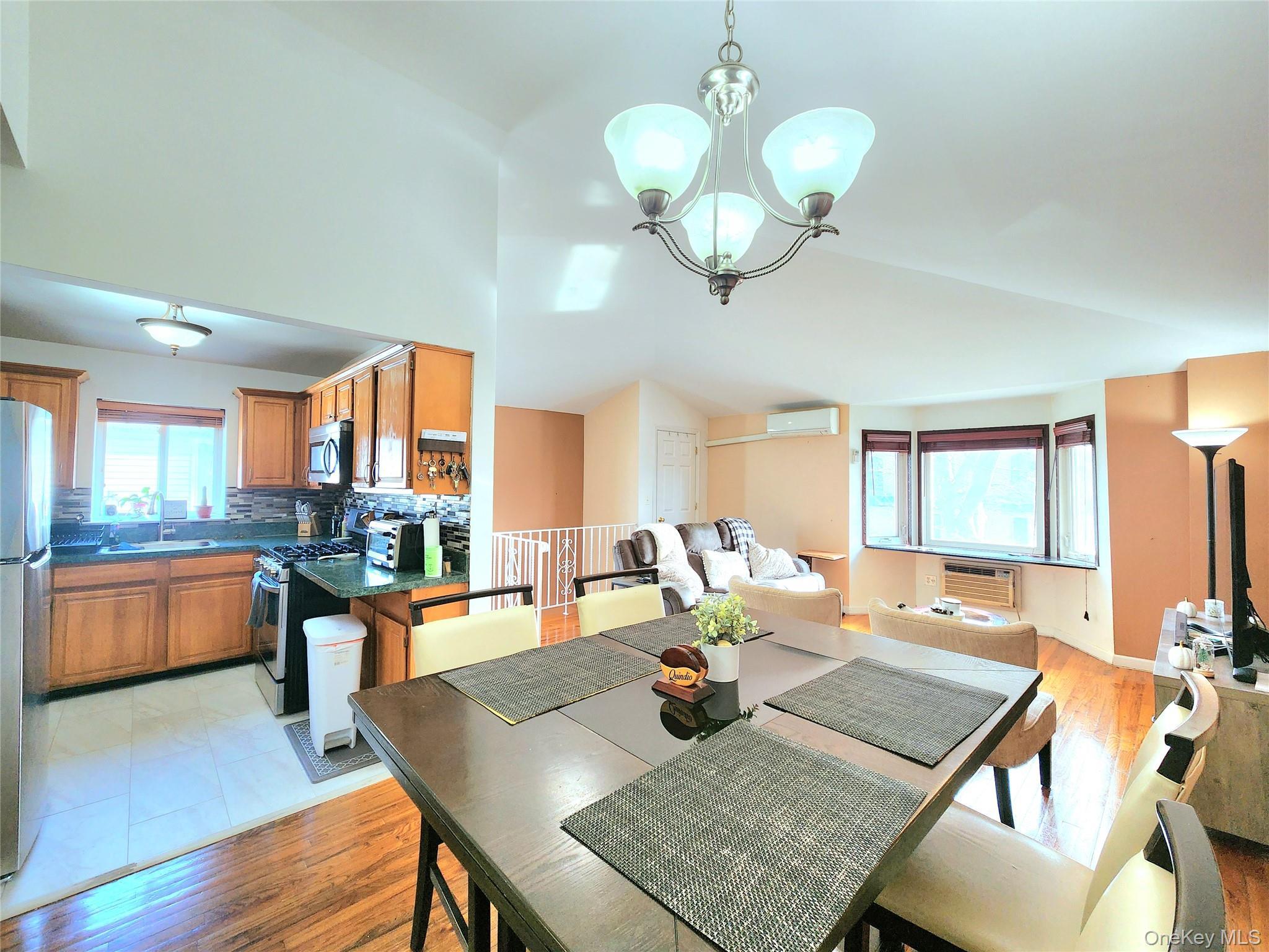 Single Family 91st  Queens, NY 11421, MLS-965536-28