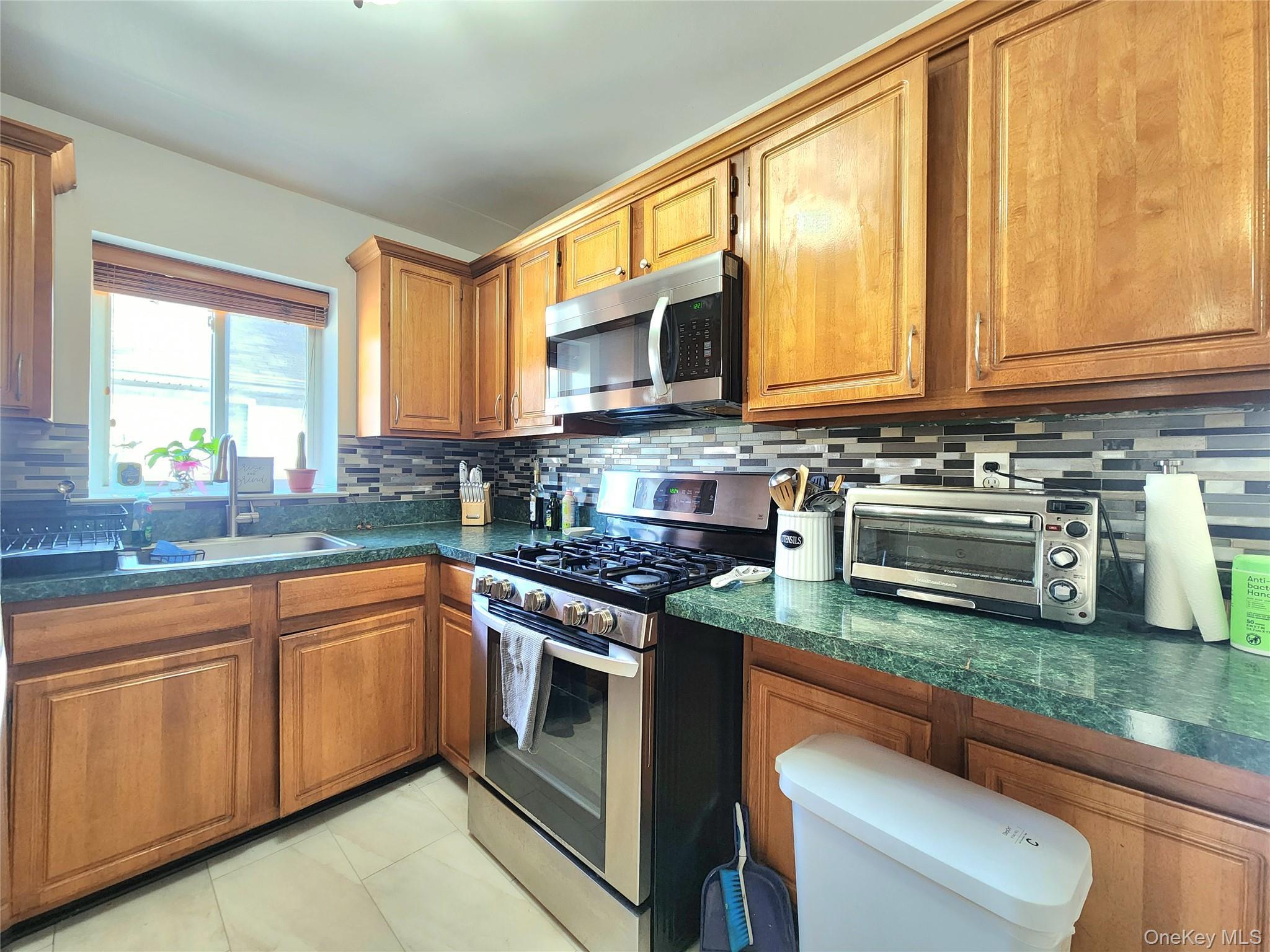 Single Family 91st  Queens, NY 11421, MLS-965536-29