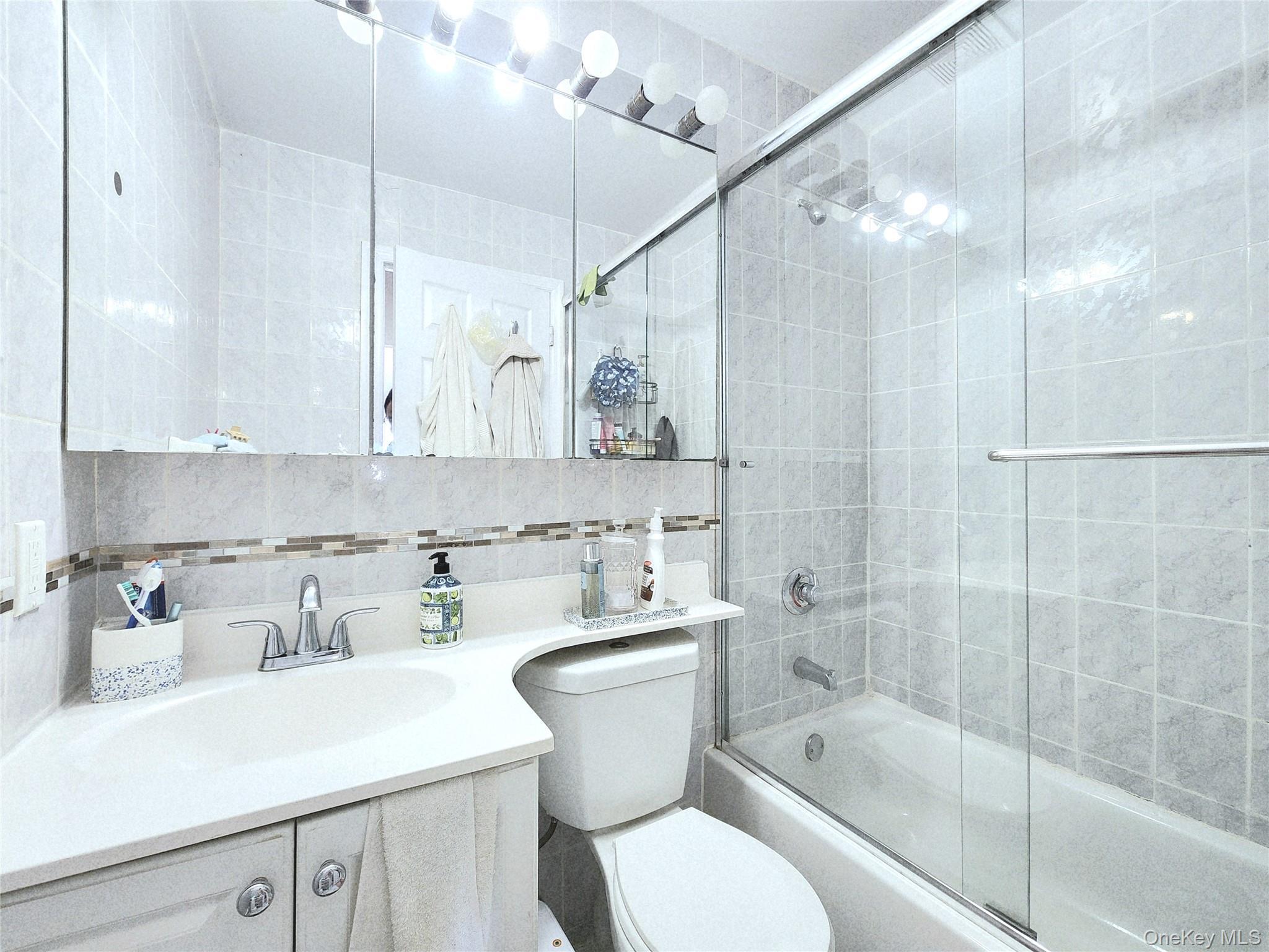 Single Family 91st  Queens, NY 11421, MLS-965536-36