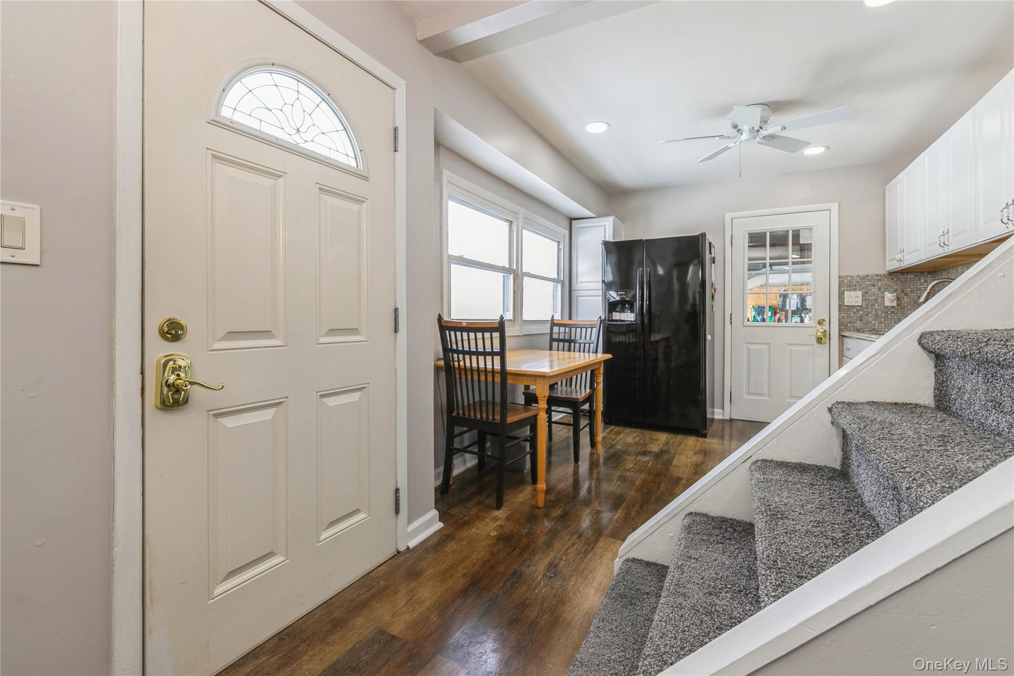 Single Family Hickory  Suffolk County, NY 11722, MLS-965554-10