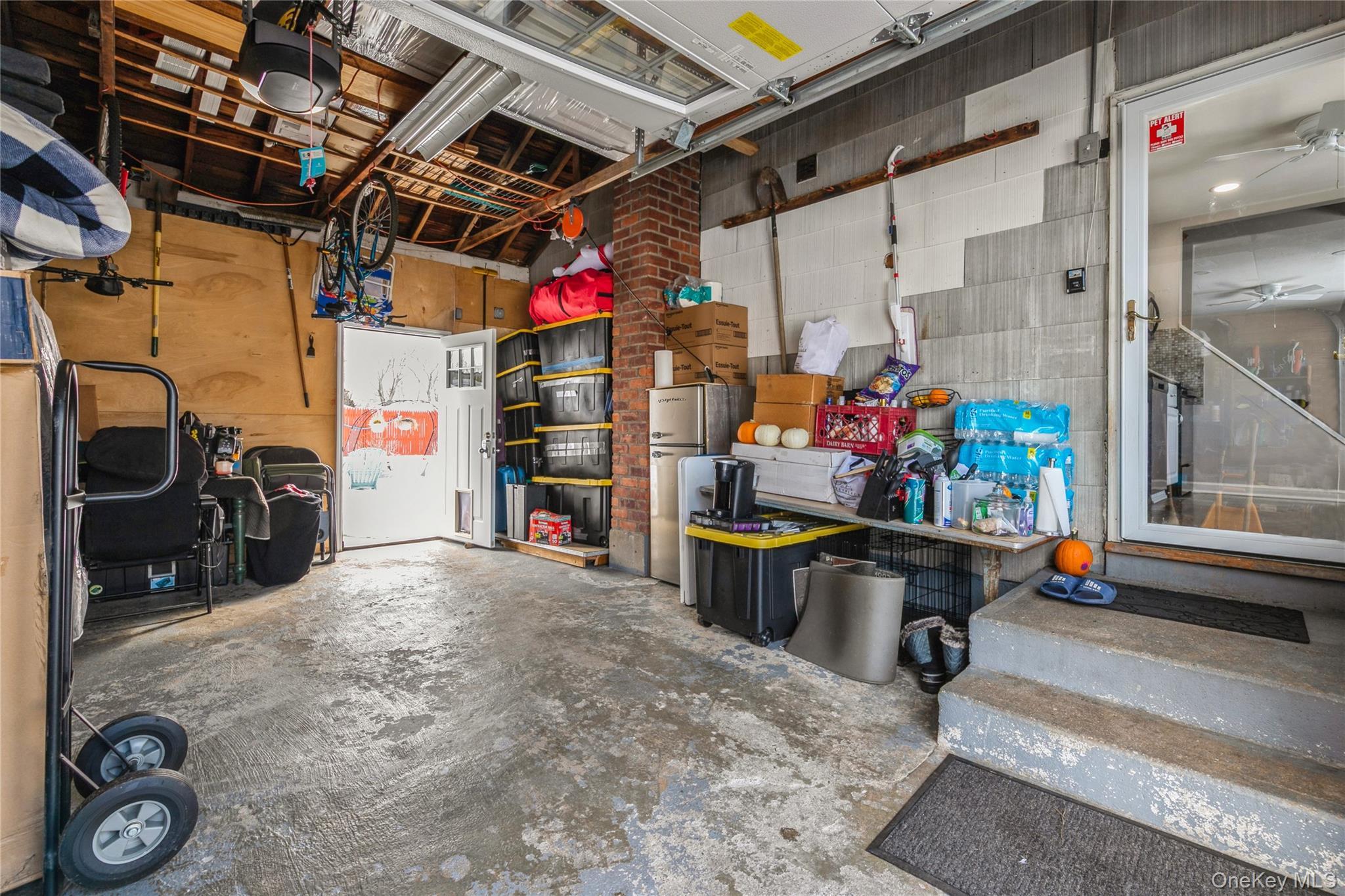 Single Family Hickory  Suffolk County, NY 11722, MLS-965554-24