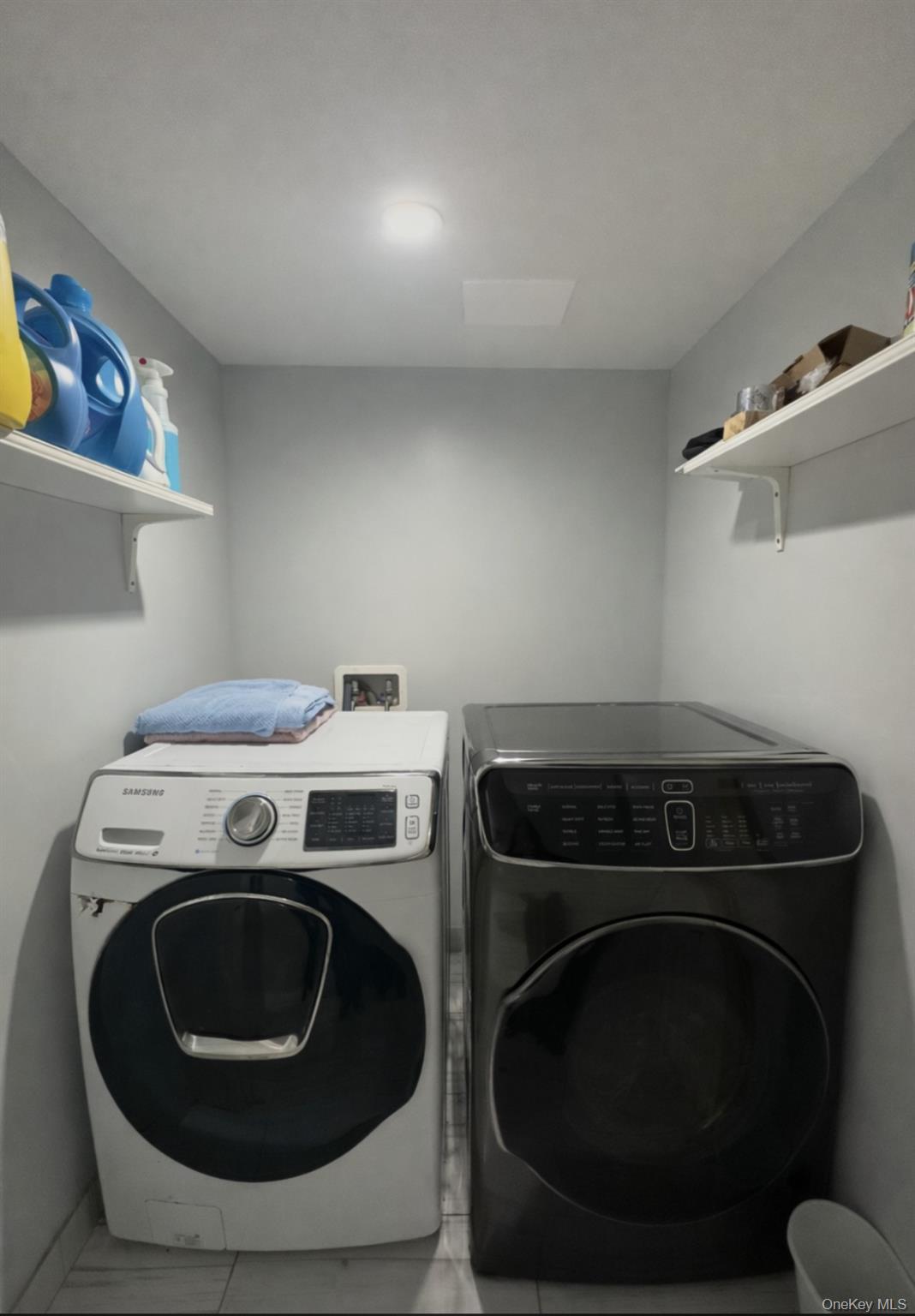 Single Family 69th Queens, NY 11379, MLS-965559-10