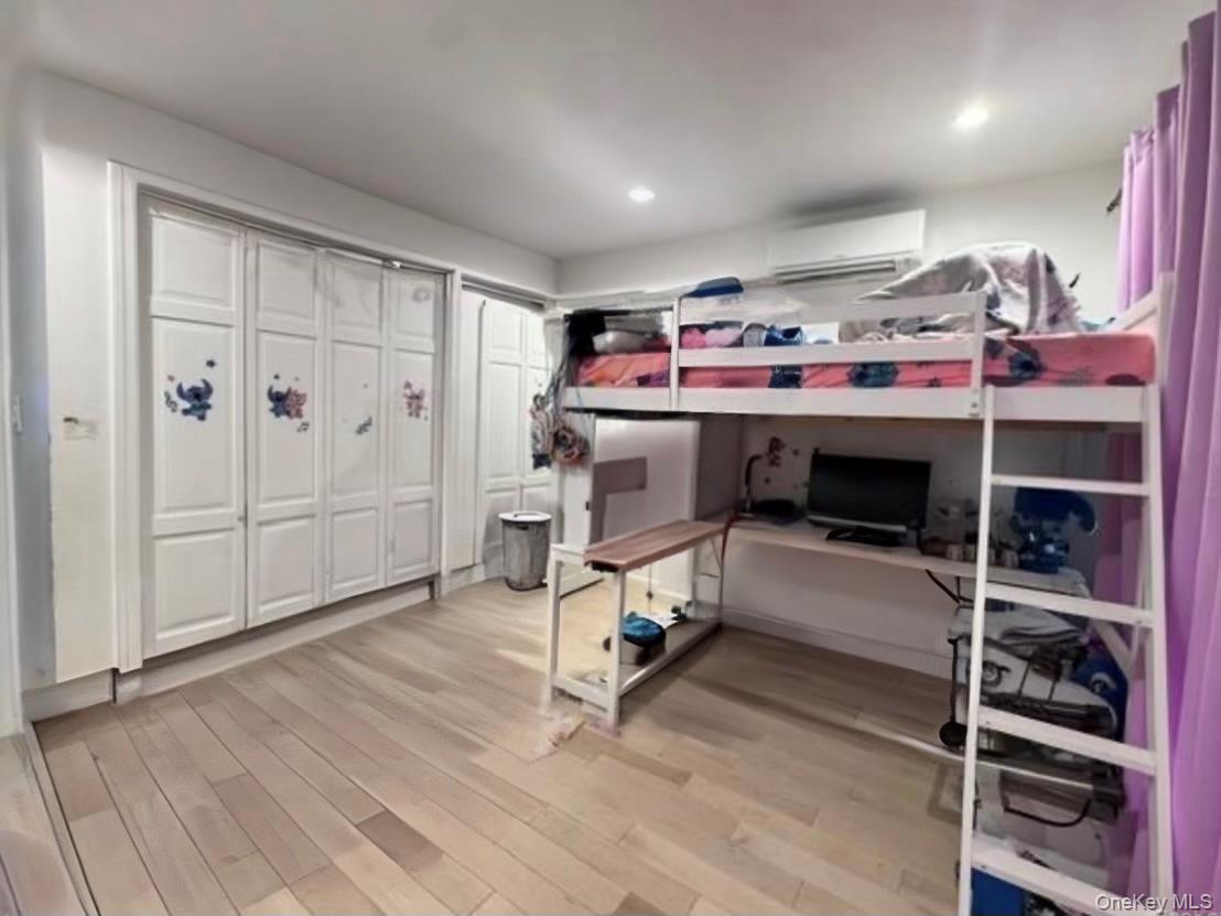 Single Family 69th Queens, NY 11379, MLS-965559-12