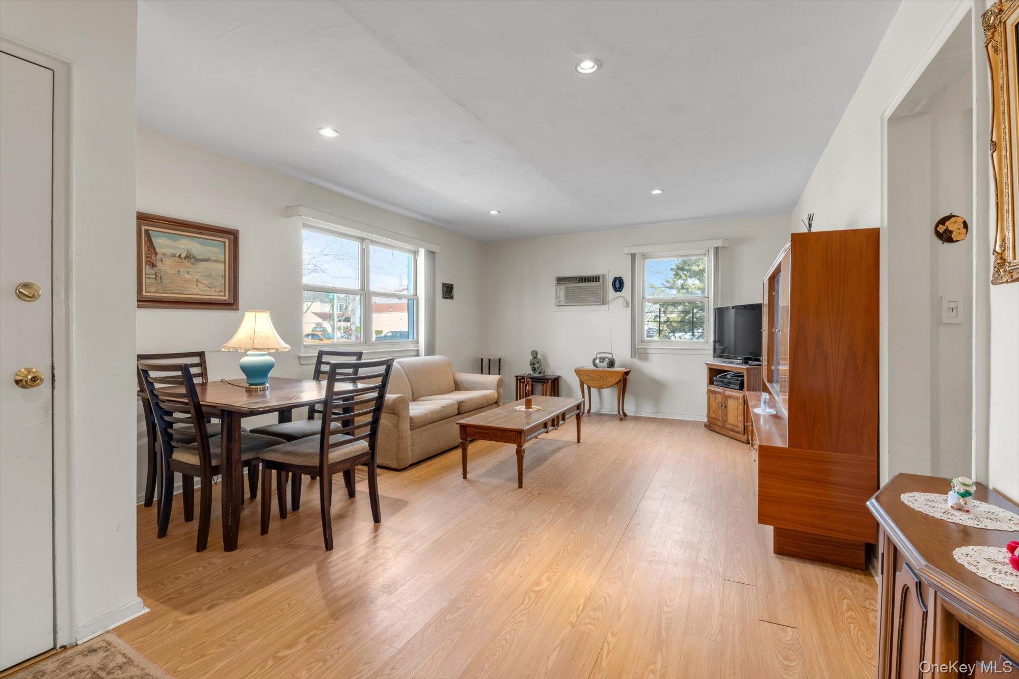 Coop 268th  Queens, NY 11040, MLS-965570-3